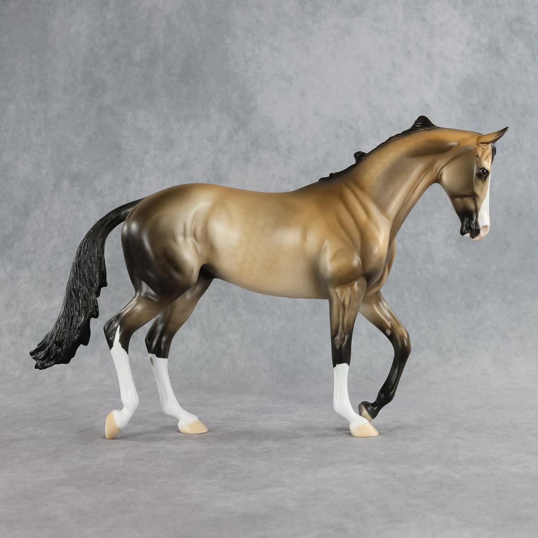 Bullseye OOAK Thoroughbred by Dawn Quick DDOOAKs26
