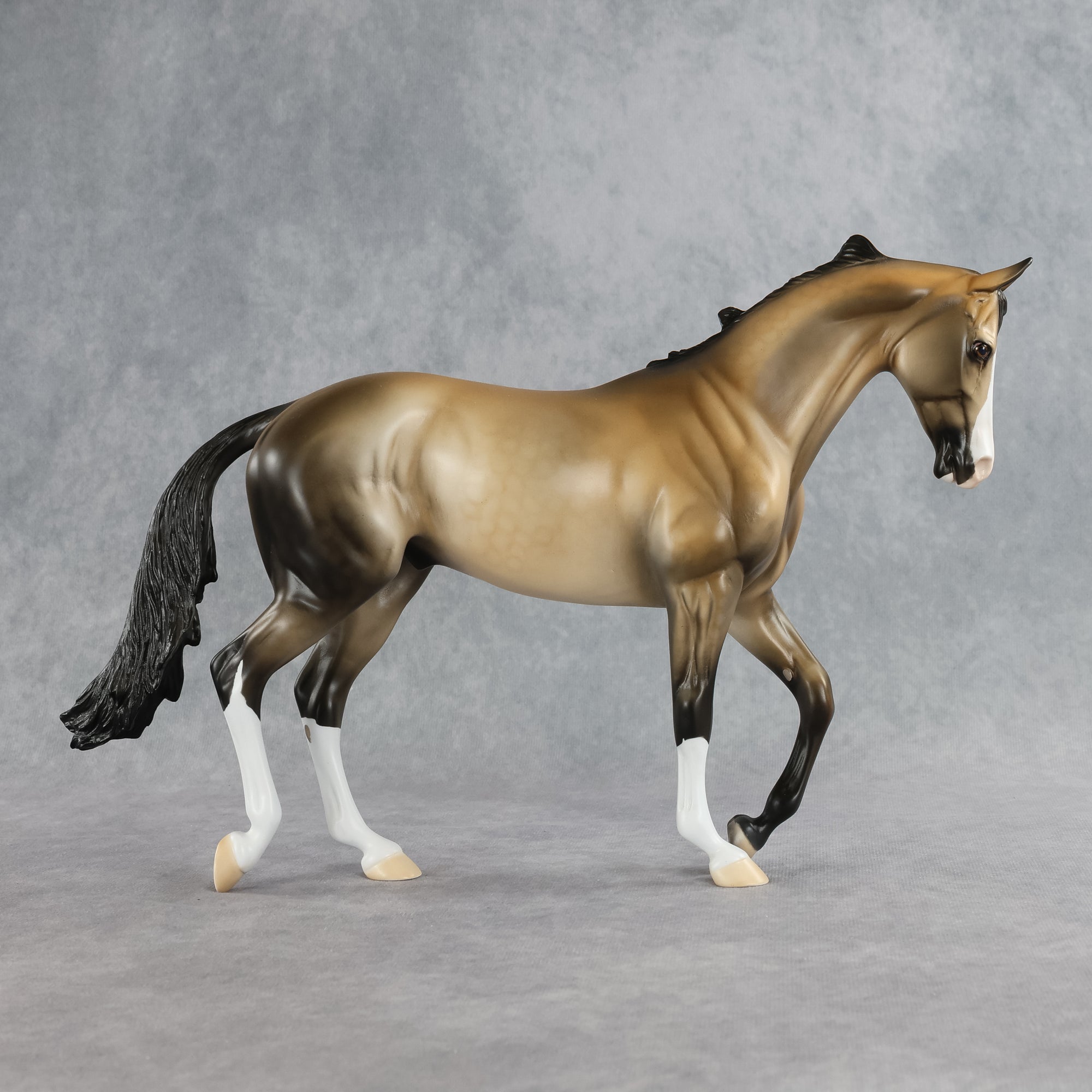 Bullseye OOAK Thoroughbred by Dawn Quick DDOOAKs26