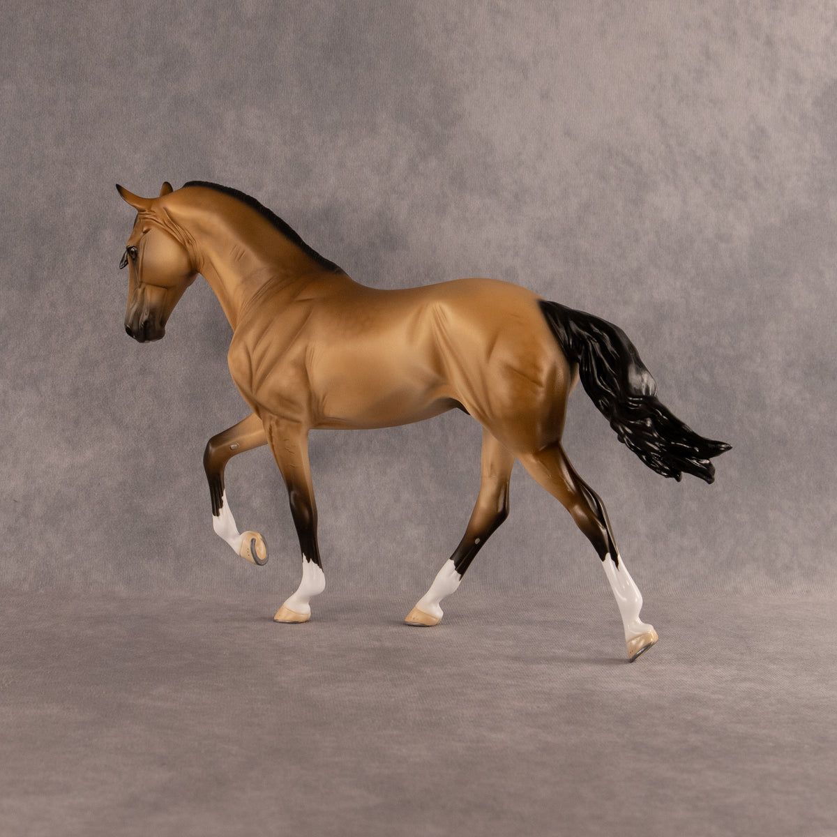 Captain Kidd LE-15 FCM Tennessee Walker by Ellen Robbins YP26