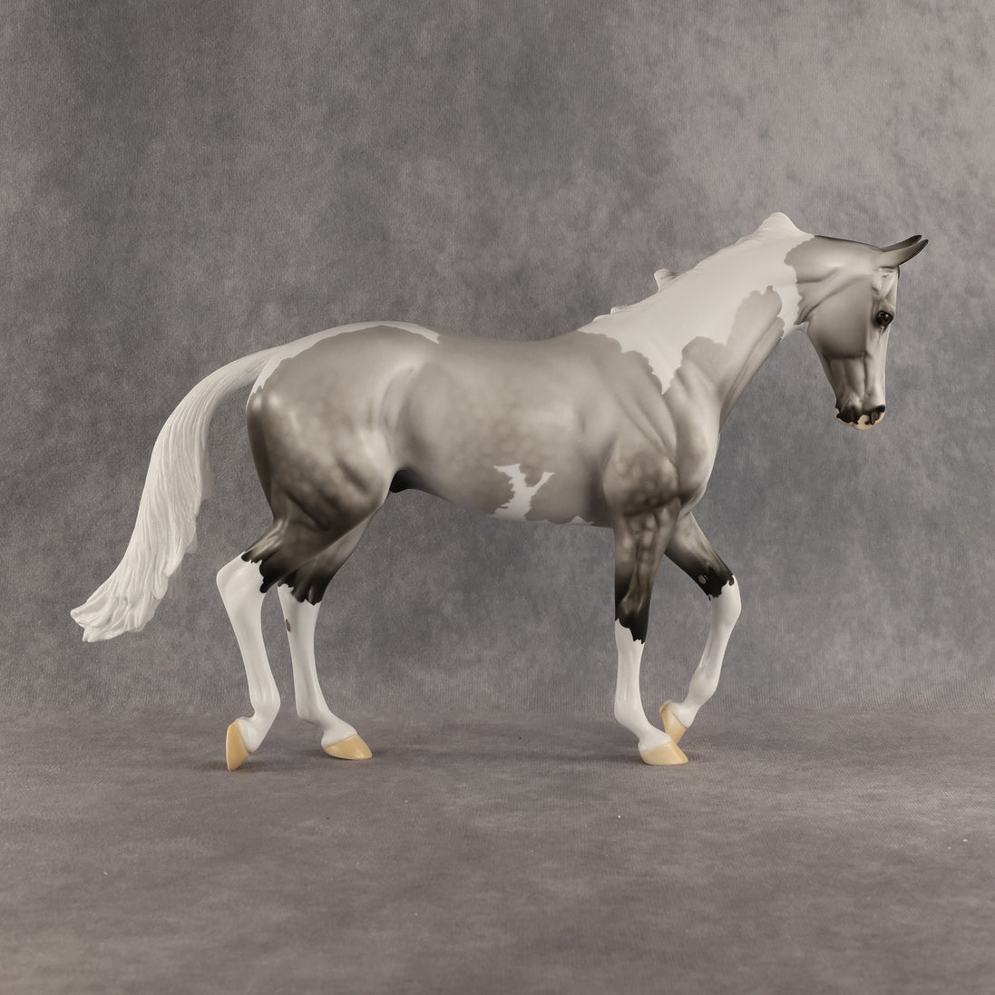 Celebration OOAK Thoroughbred by Dawn Quick SHCF26