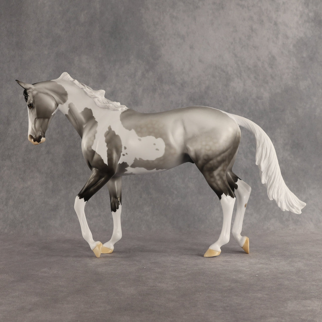 Celebration OOAK Thoroughbred by Dawn Quick SHCF26