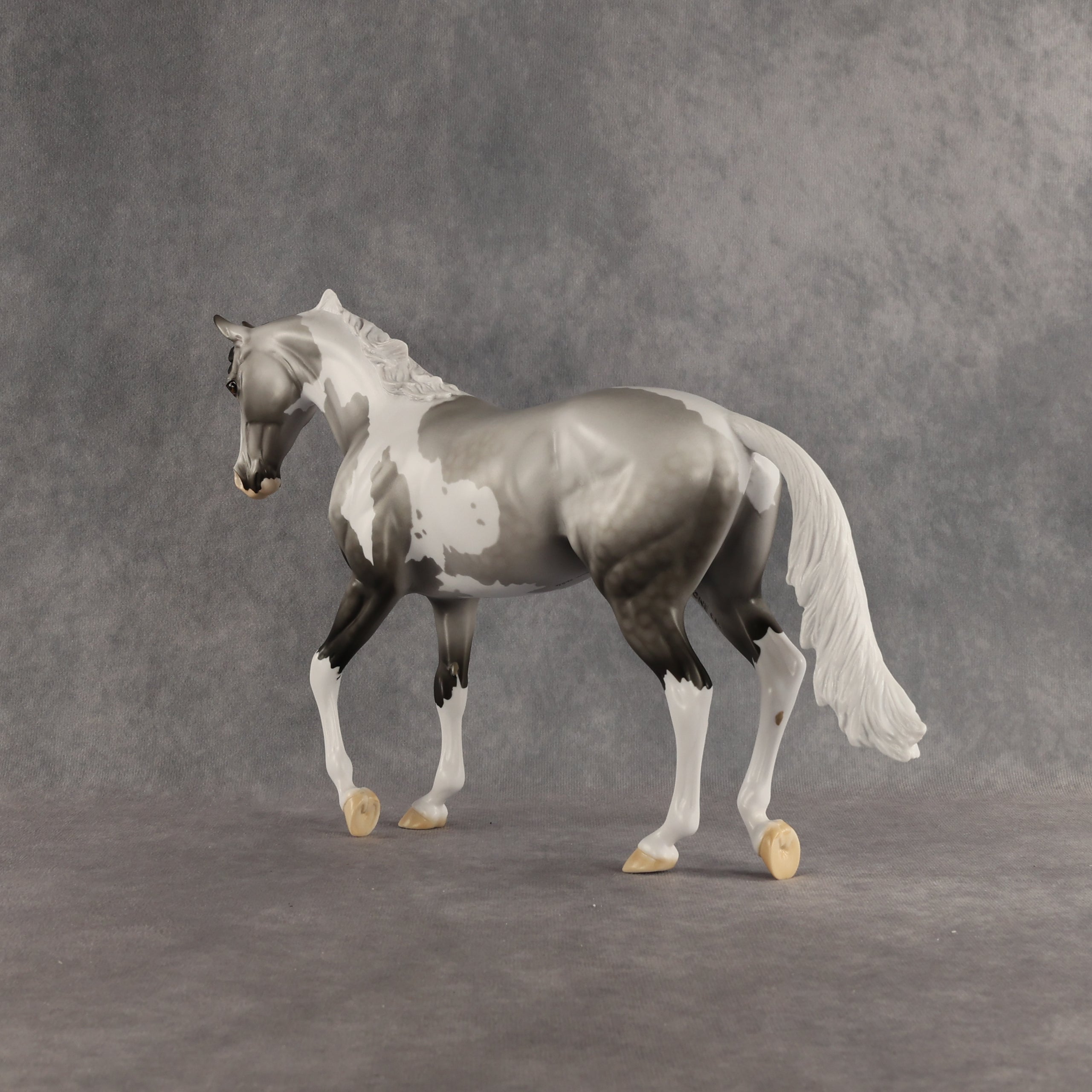 Celebration OOAK Thoroughbred by Dawn Quick SHCF26