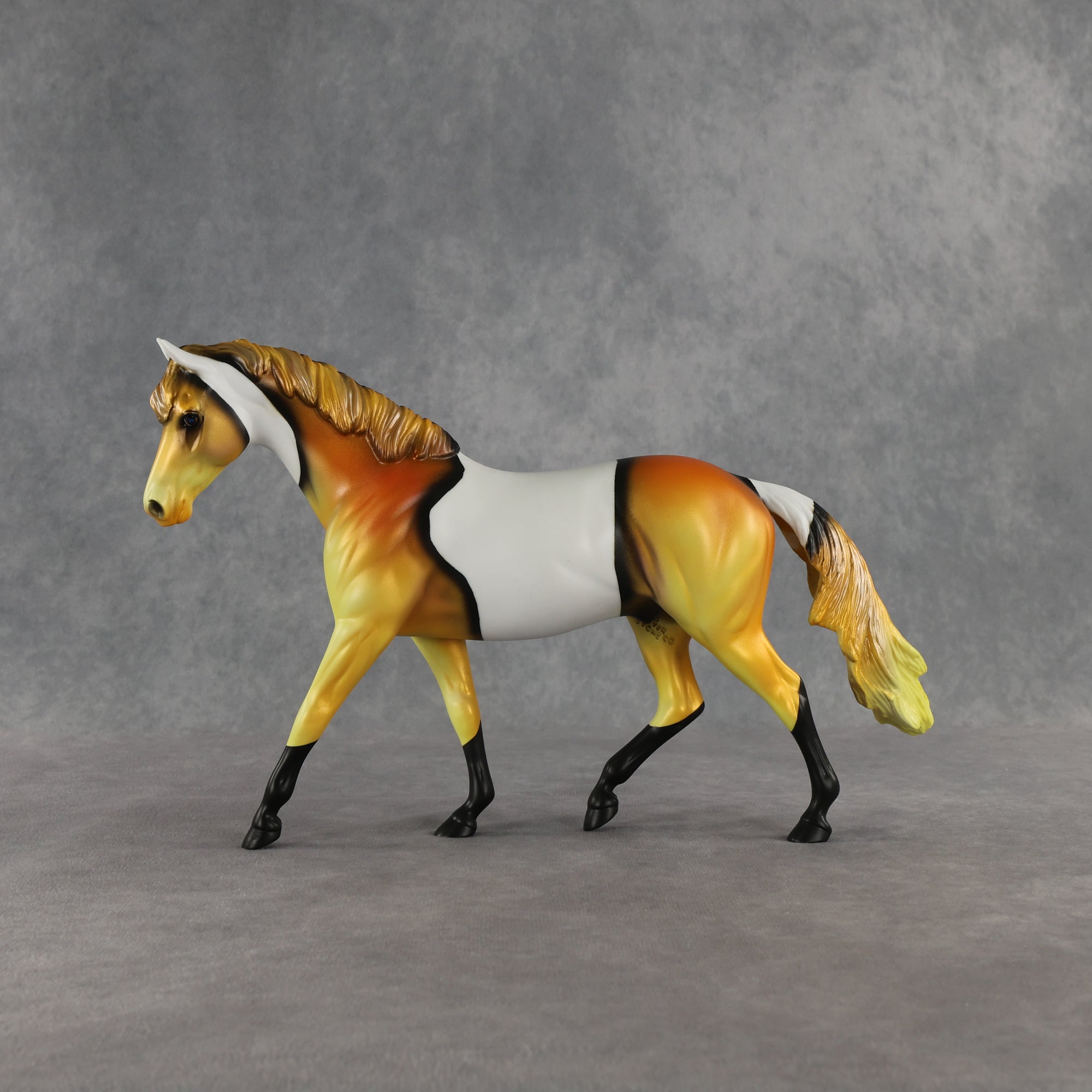 Clownfish LE-5 Pony by Enrique Duarte ES26