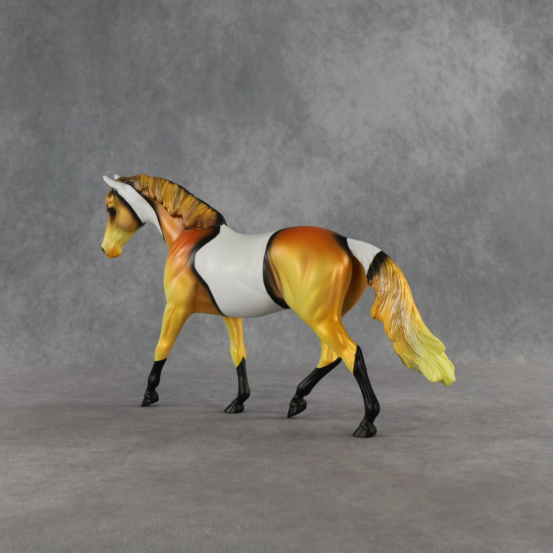 Clownfish LE-5 Pony by Enrique Duarte ES26