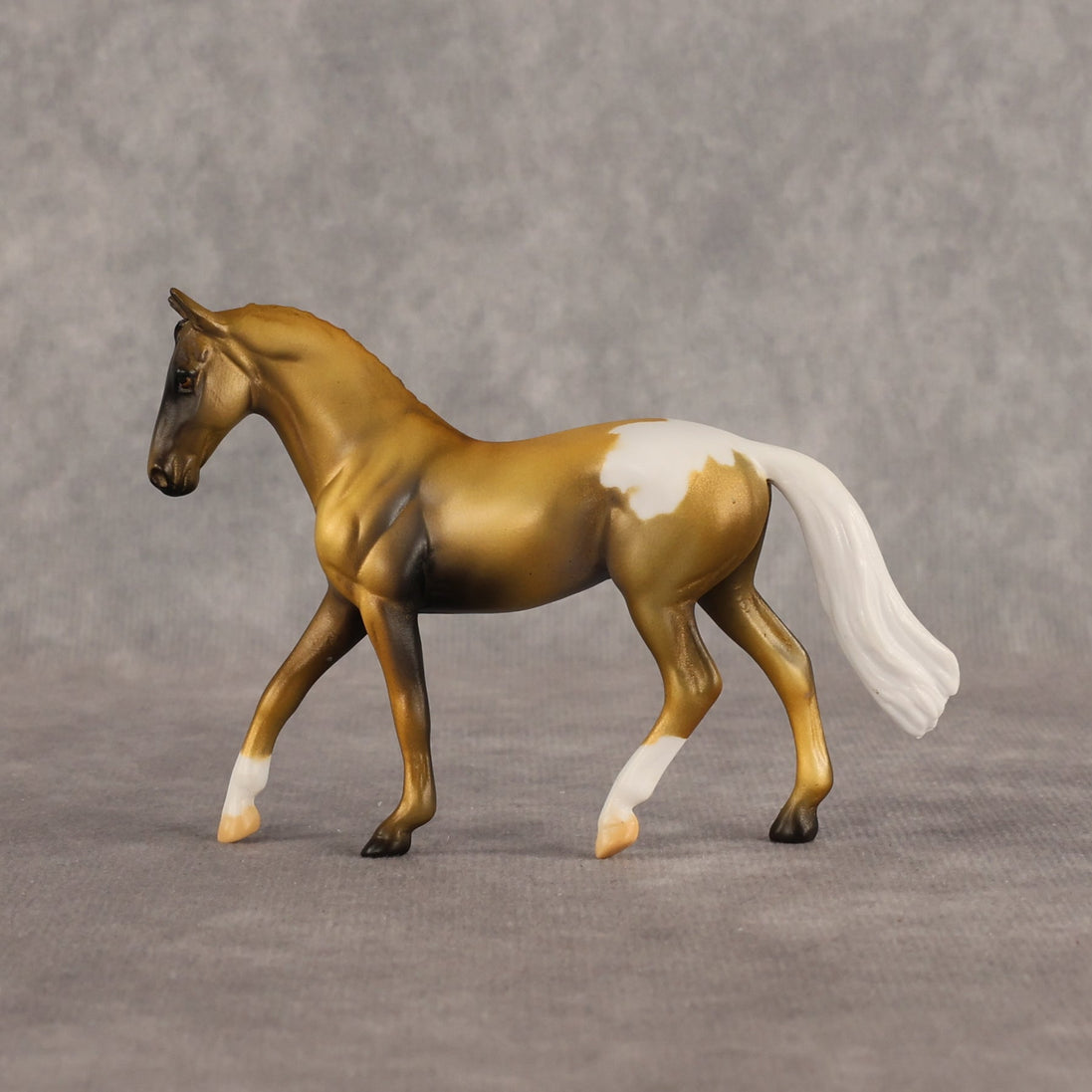 Conspiracy Theory OOAK Chip Warmblood by Alex Fortman EQ26