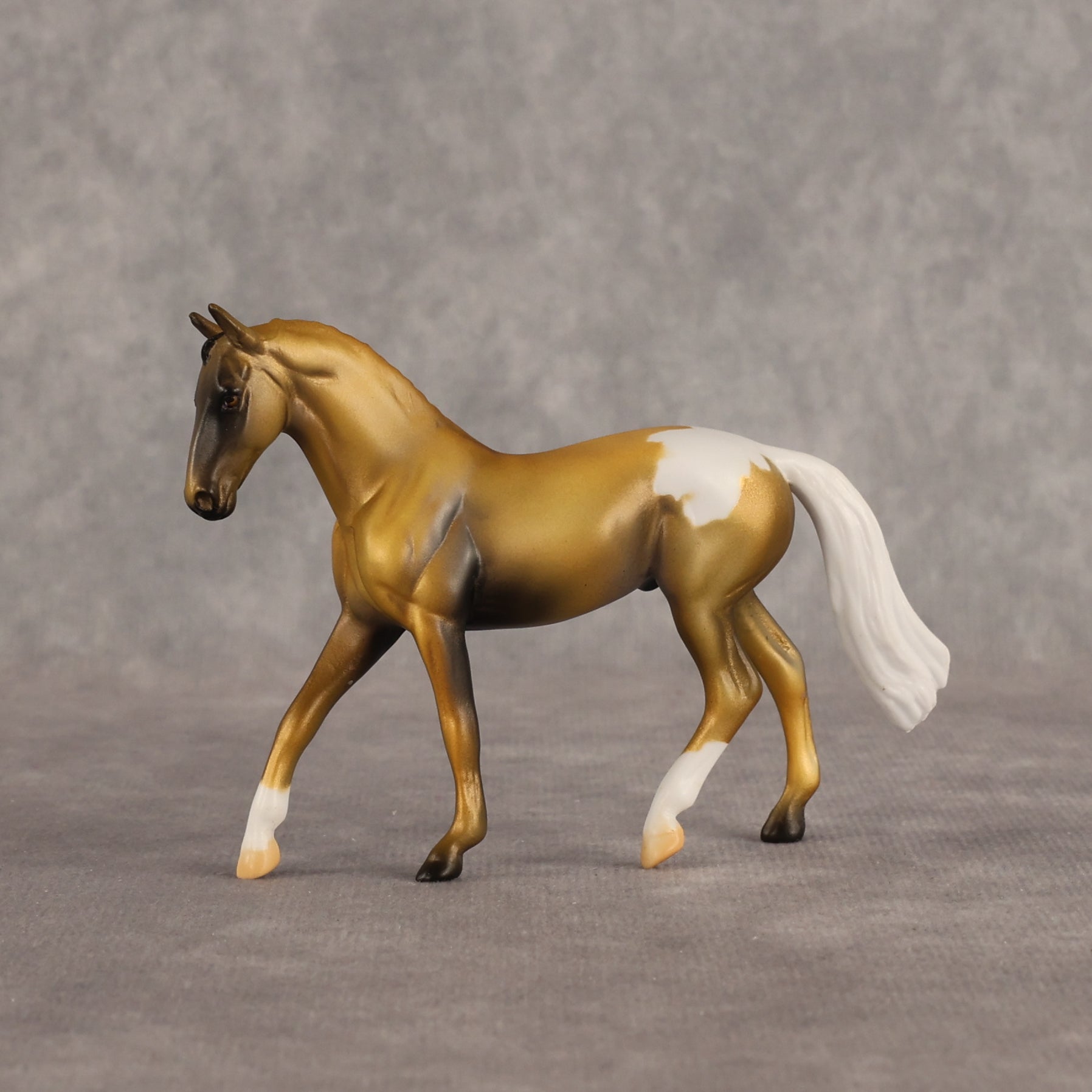 Conspiracy Theory OOAK Chip Warmblood by Alex Fortman EQ26