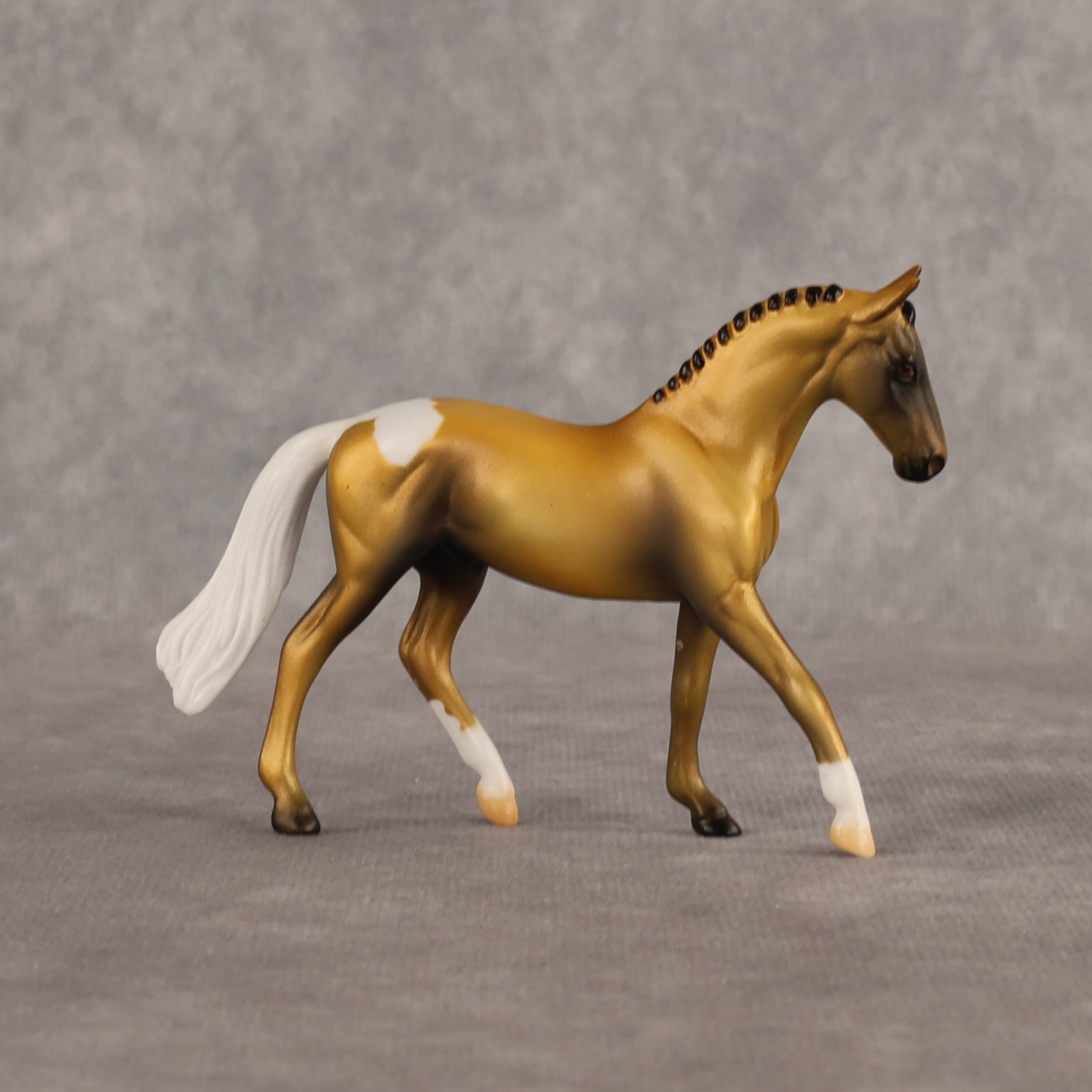 Conspiracy Theory OOAK Chip Warmblood by Alex Fortman EQ26