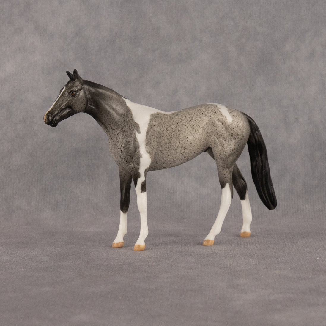 Countertops OOAK Chip Thoroughbred by Dawn Quick LHS26