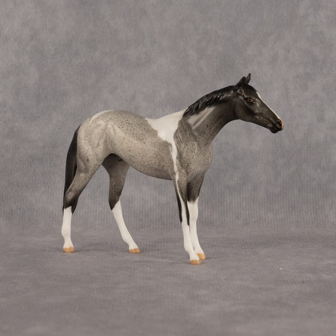 Countertops OOAK Chip Thoroughbred by Dawn Quick LHS26