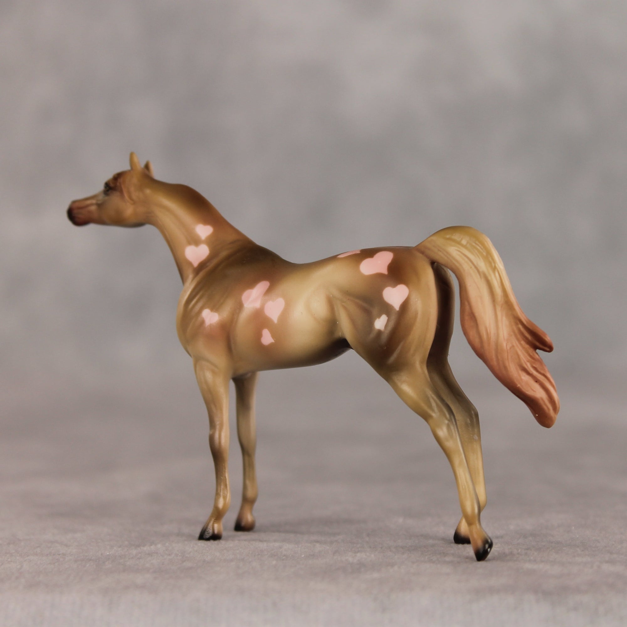 Cupcakes OOAK Chip Arabian by Julie Keim VV26