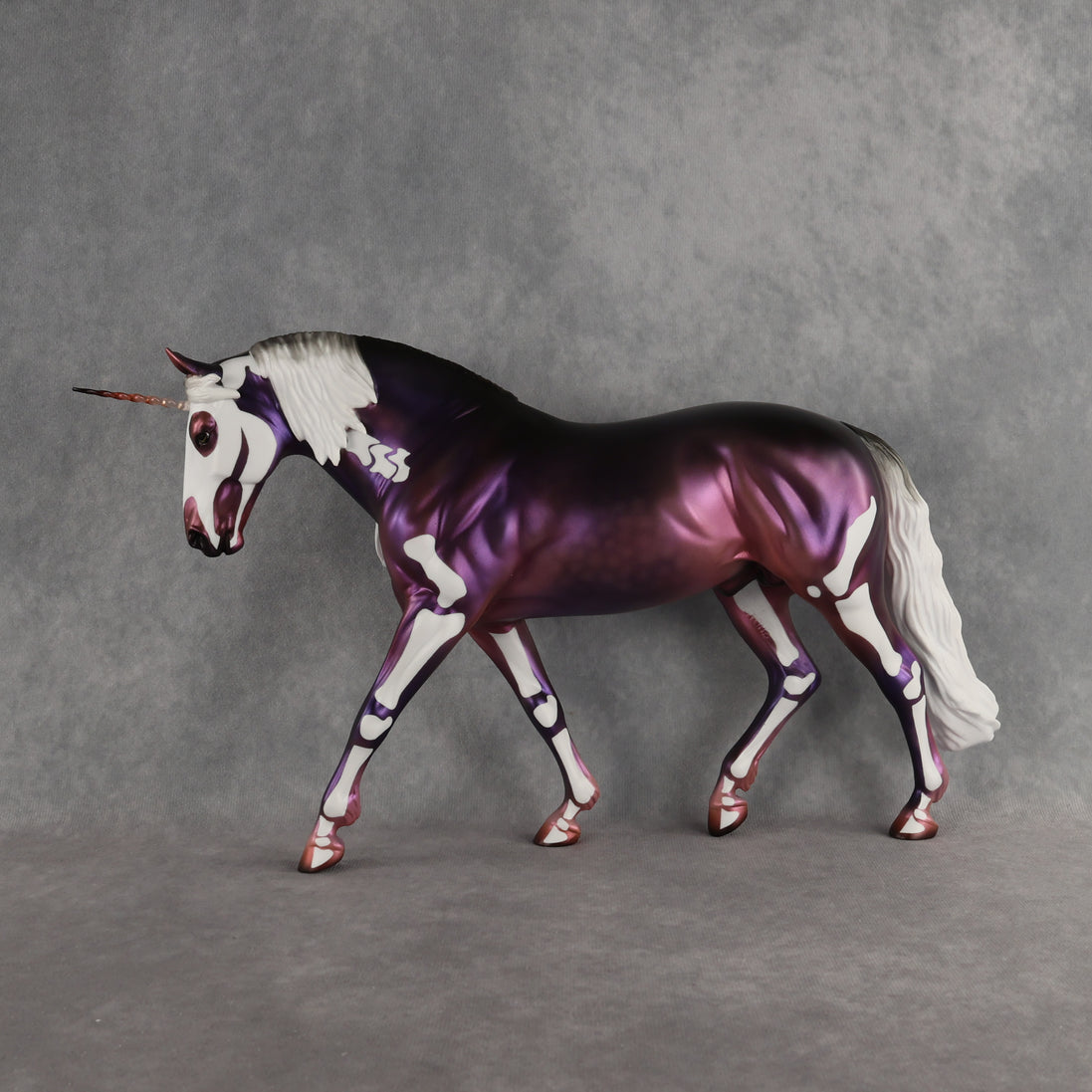 Preview: Cursed Hercule LE-10 Irish Draught by Ashley Palmer & Kristen Cermele MM26