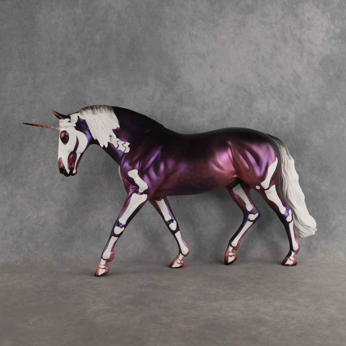 Preview: Cursed Hercule LE-10 Irish Draught by Ashley Palmer & Kristen Cermele MM26