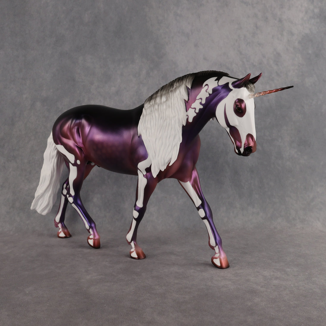 Preview: Cursed Hercule LE-10 Irish Draught by Ashley Palmer & Kristen Cermele MM26