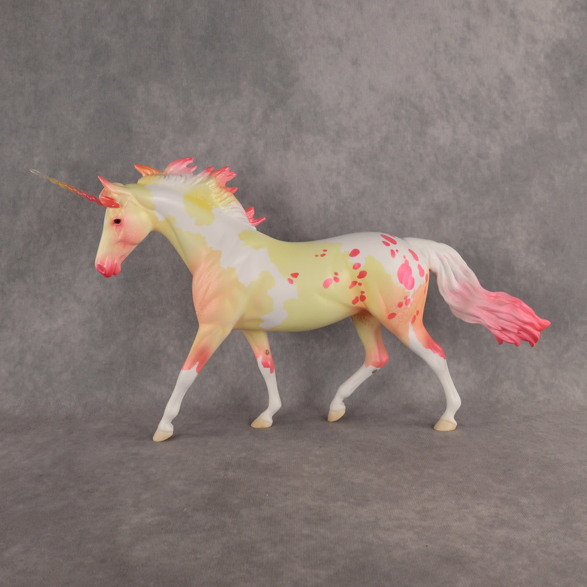 Preview: Cursed Taffe LE-10 FCM Pony by Ellen Robbins MM26