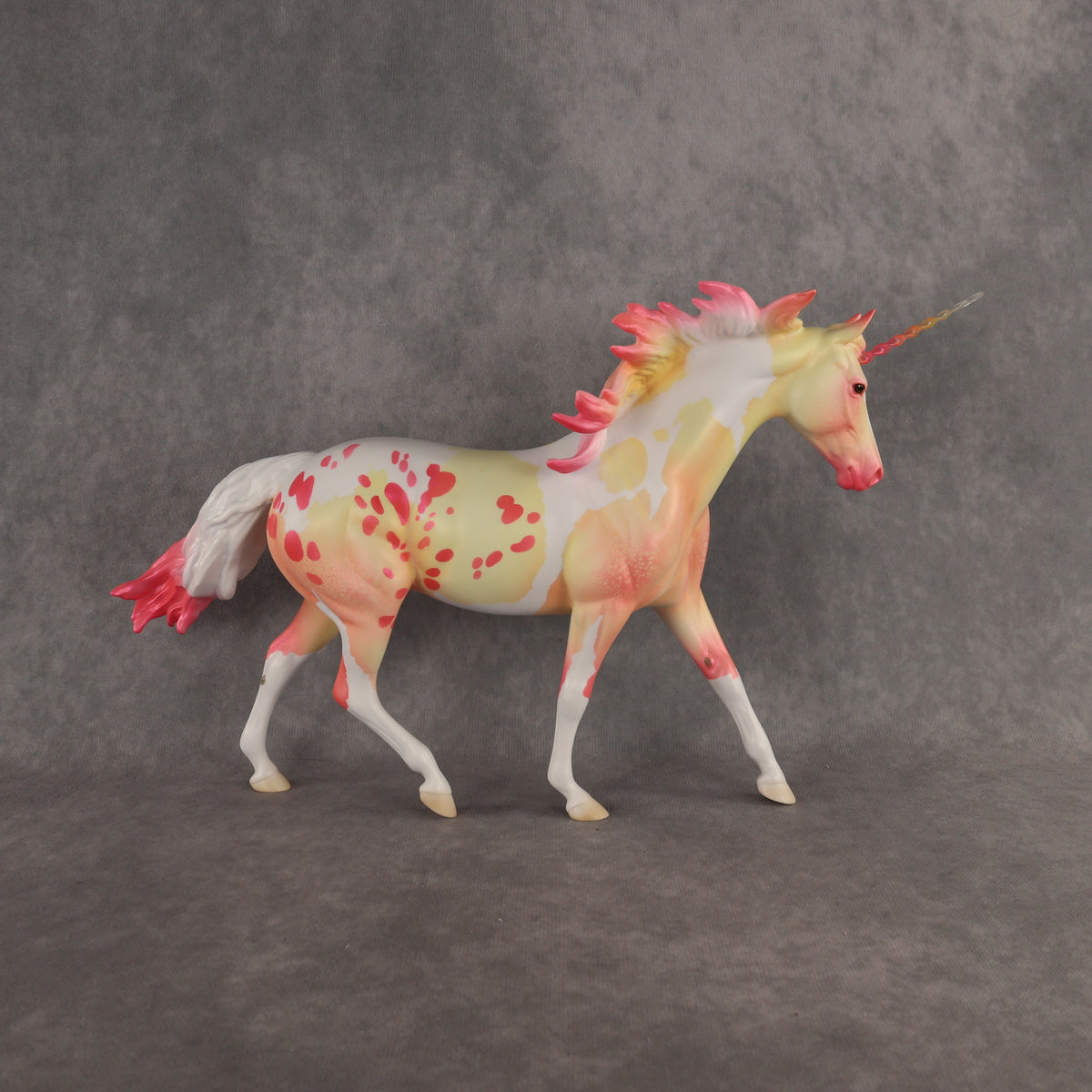 Preview: Cursed Taffe LE-10 FCM Pony by Ellen Robbins MM26