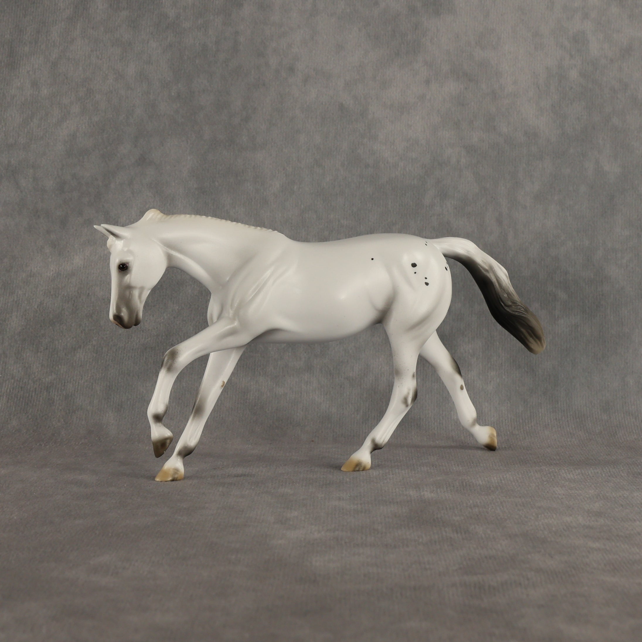 Clean Deborah from Accounting FCM Pebble Stock Horse Designed By Ellen Robbins Equilocity Friday Dinner Model EQ26