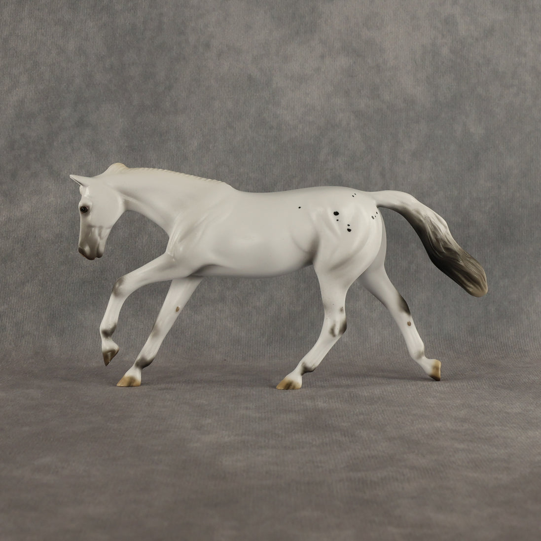 Clean Deborah from Accounting FCM Pebble Stock Horse Designed By Ellen Robbins Equilocity Friday Dinner Model EQ26