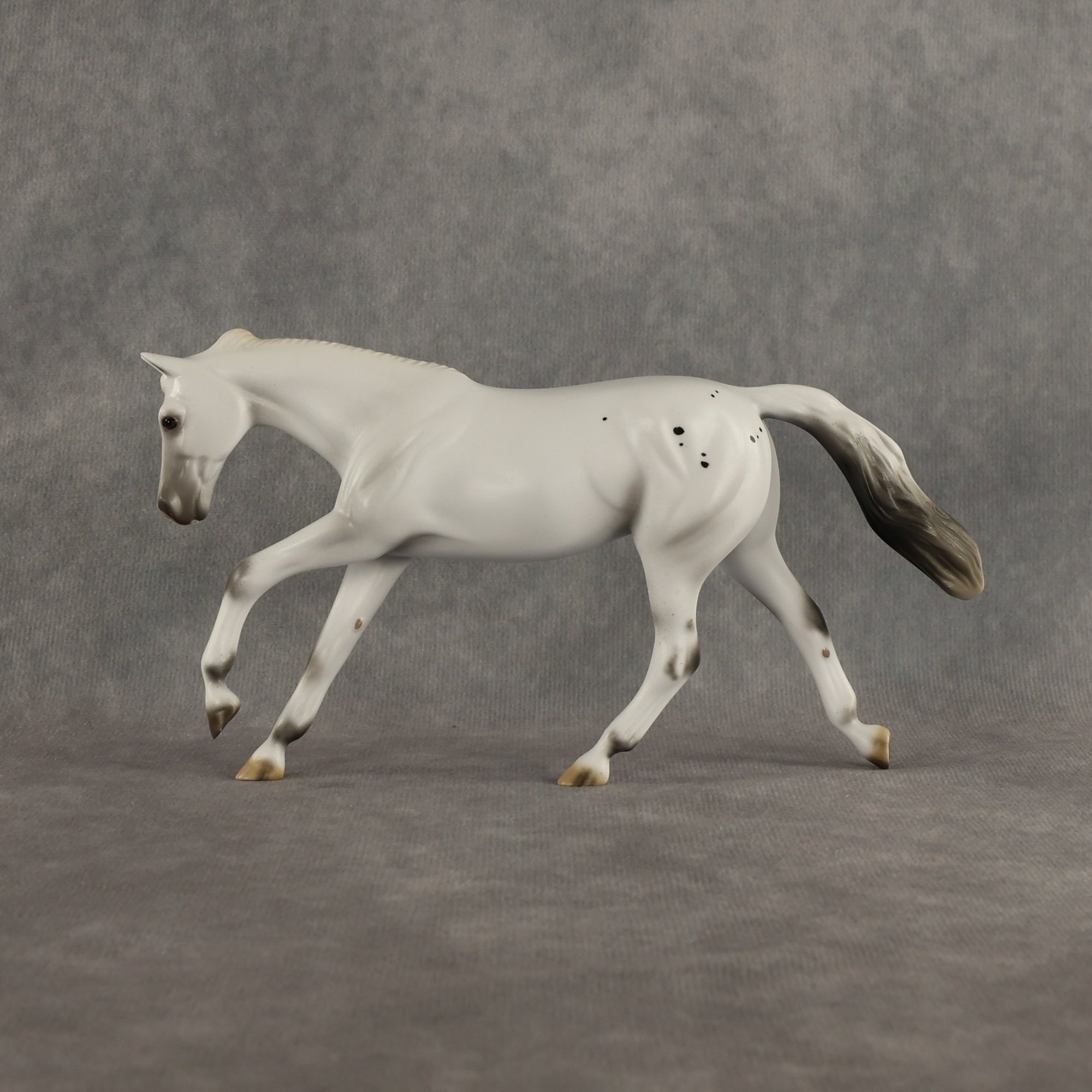 Clean Deborah from Accounting FCM Pebble Stock Horse Designed By Ellen Robbins Equilocity Friday Dinner Model EQ26