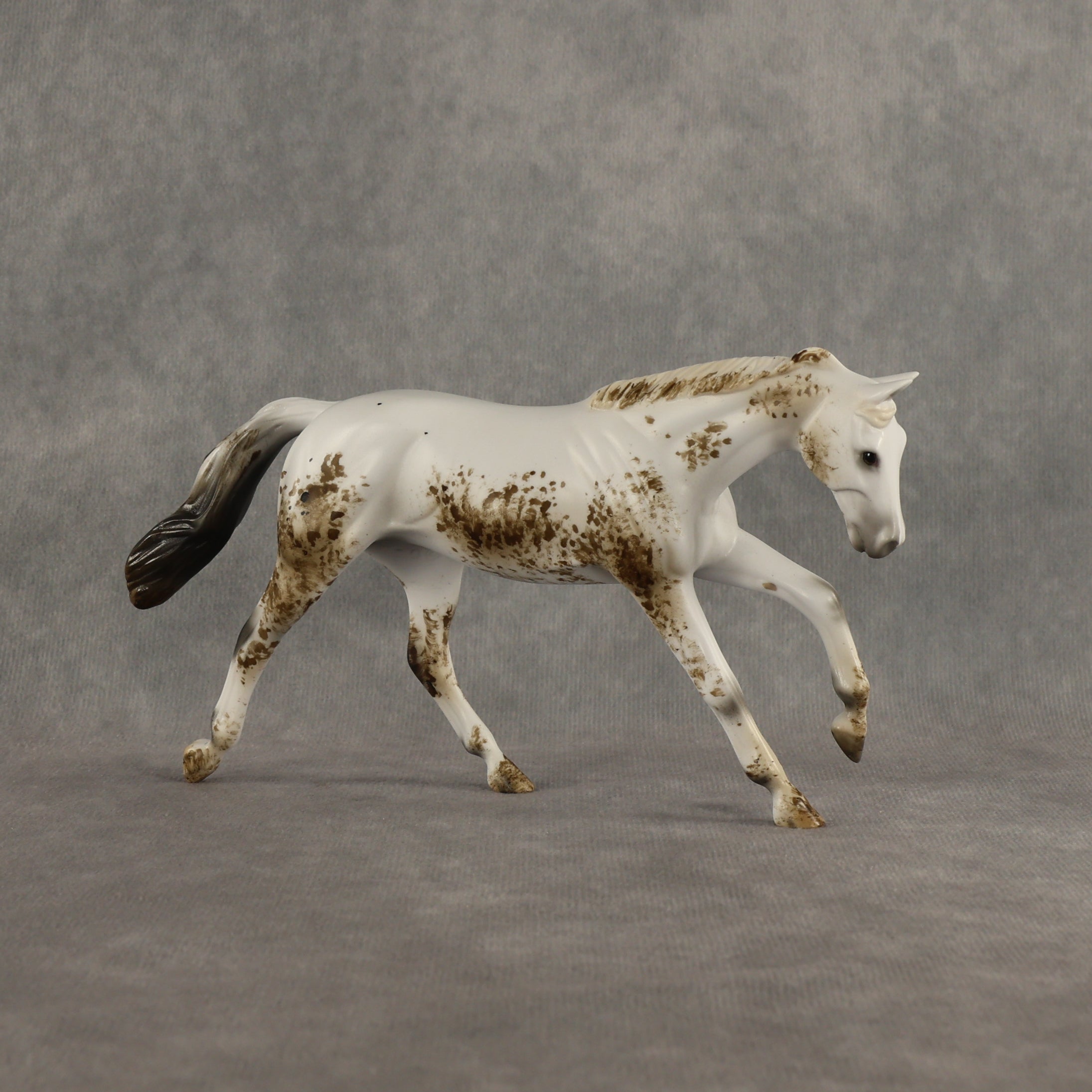Dirty Debbi from Accounting FCM Pebble Stock Horse Designed By Ellen Robbins Equilocity Friday Dinner Model EQ26