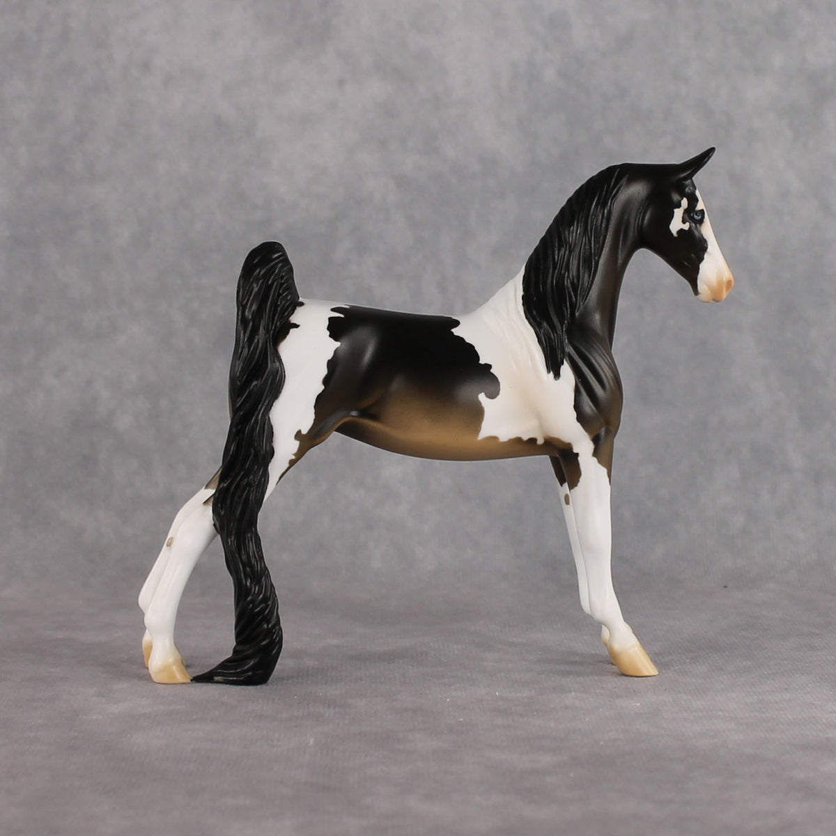 Doctor, Doctor! OOAK Pebble Saddlebred by Alex Fortman LHS26