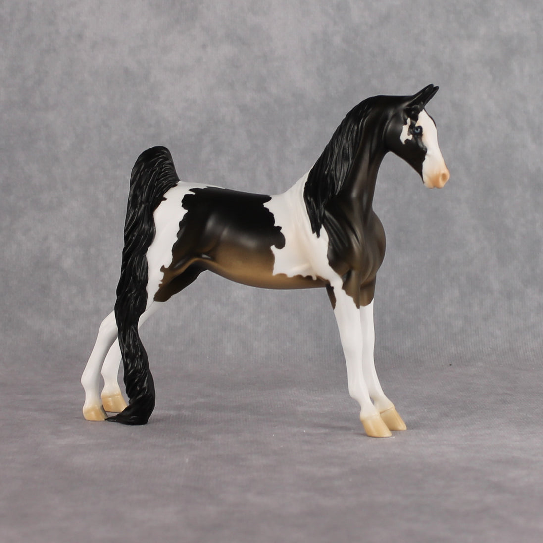 Doctor, Doctor! OOAK Pebble Saddlebred by Alex Fortman LHS26
