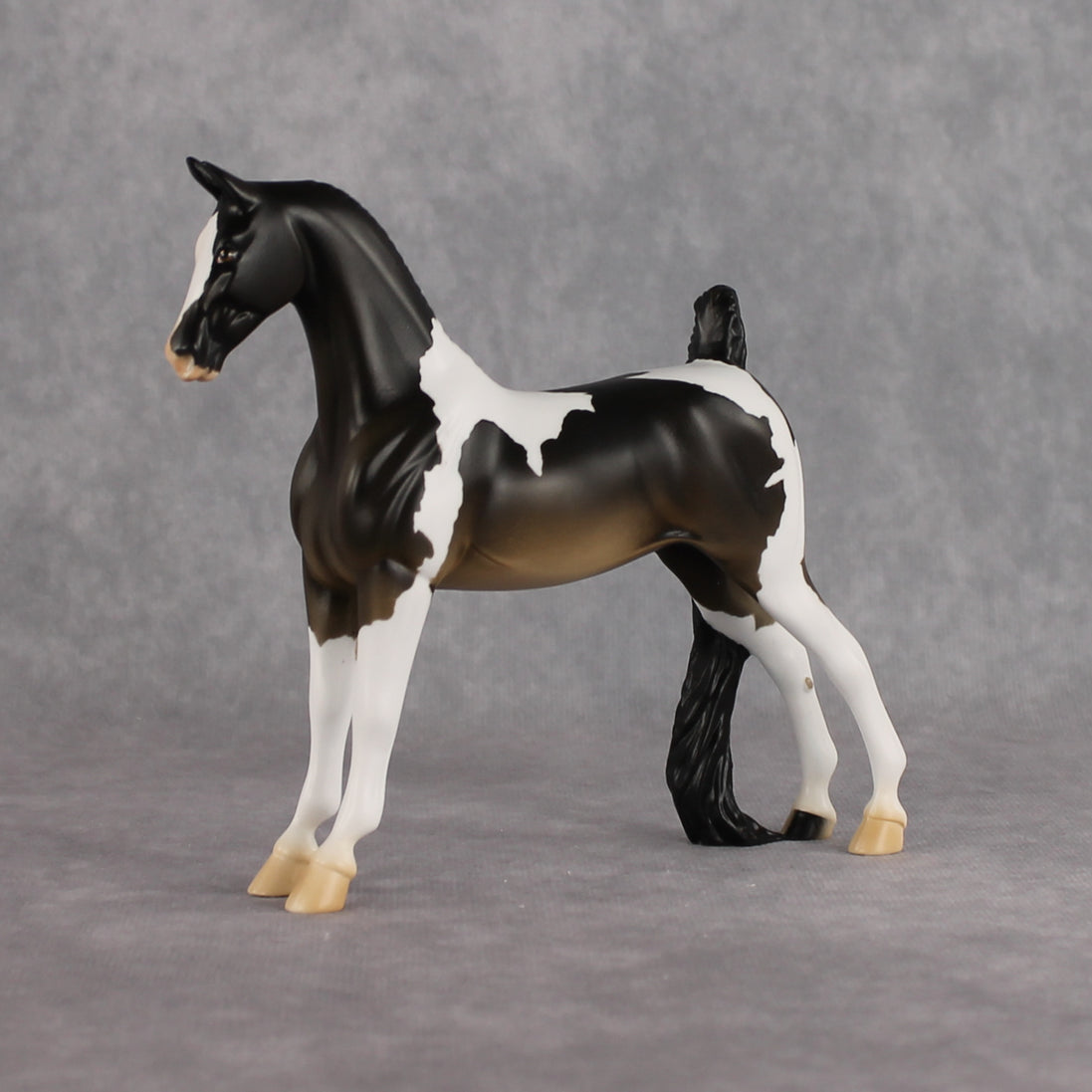 Doctor, Doctor! OOAK Pebble Saddlebred by Alex Fortman LHS26