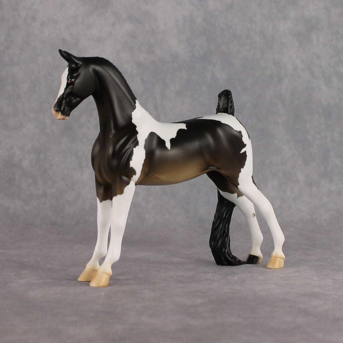 Doctor, Doctor! OOAK Pebble Saddlebred by Alex Fortman LHS26