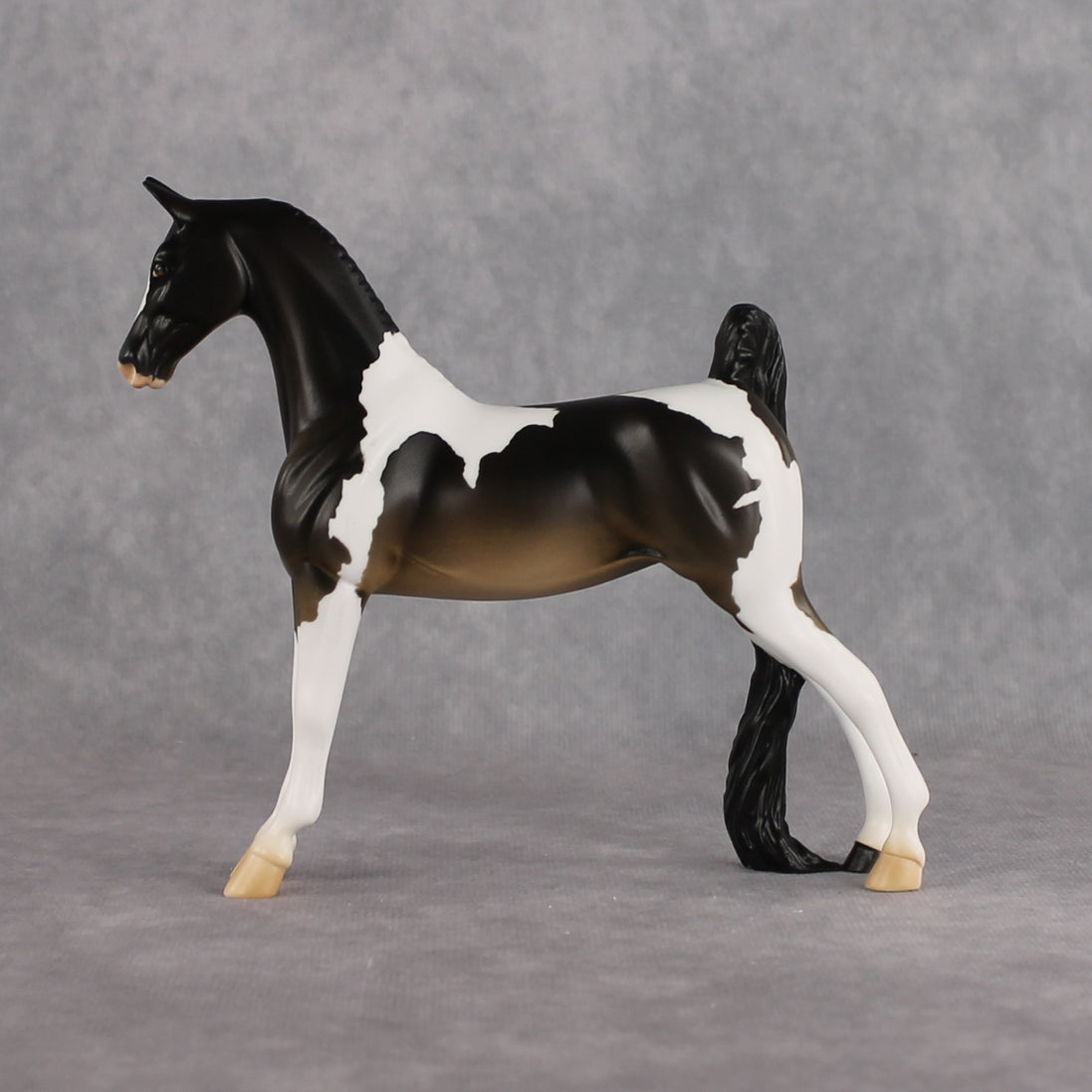 Doctor, Doctor! OOAK Pebble Saddlebred by Alex Fortman LHS26