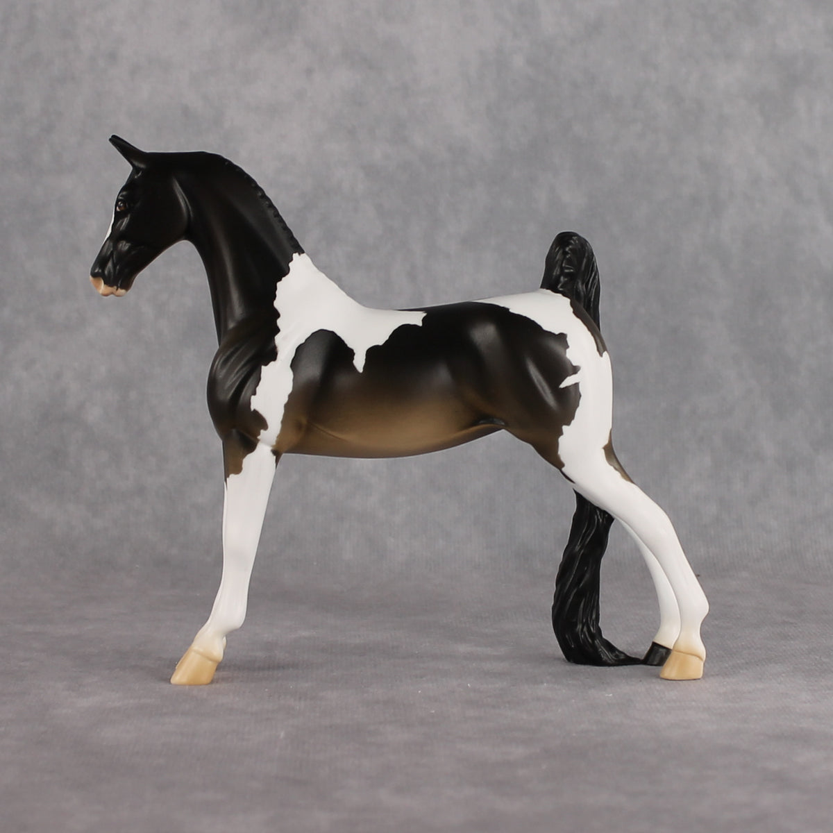 Doctor, Doctor! OOAK Pebble Saddlebred by Alex Fortman LHS26