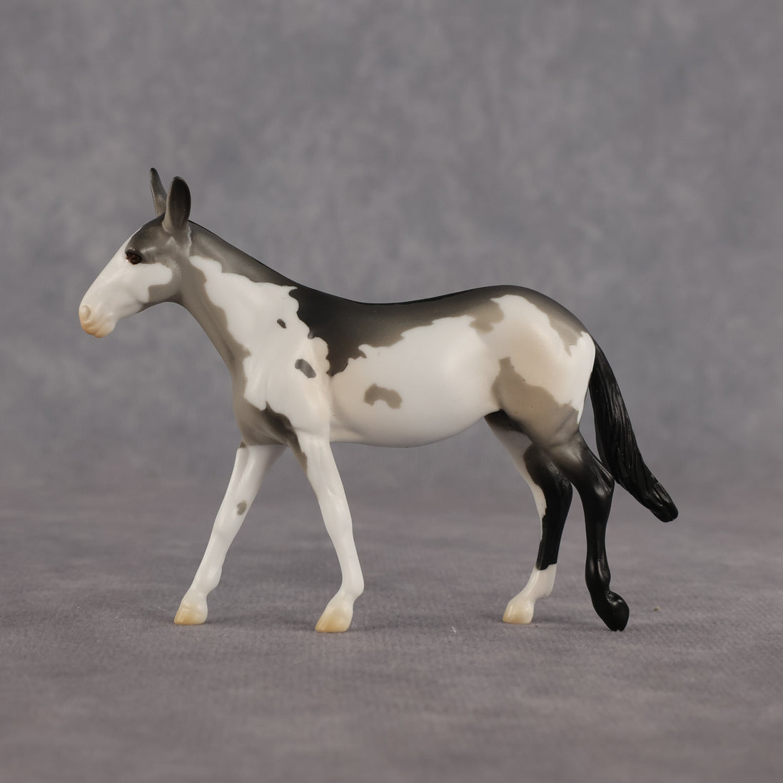 Double Vision LE-5 Chip Mule by Anna Rieck July $99 Chips
