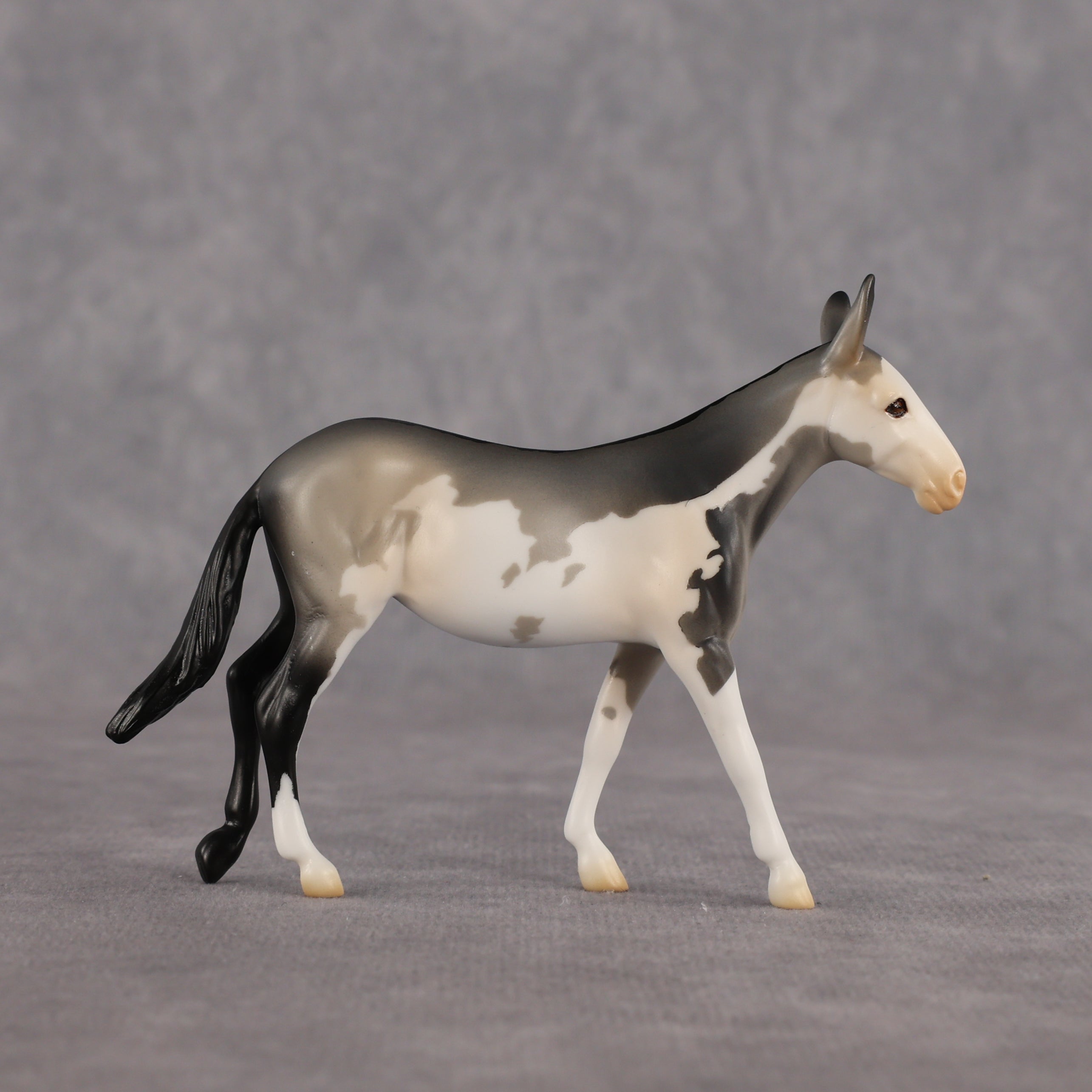 Double Vision LE-5 Chip Mule by Anna Rieck July $99 Chips