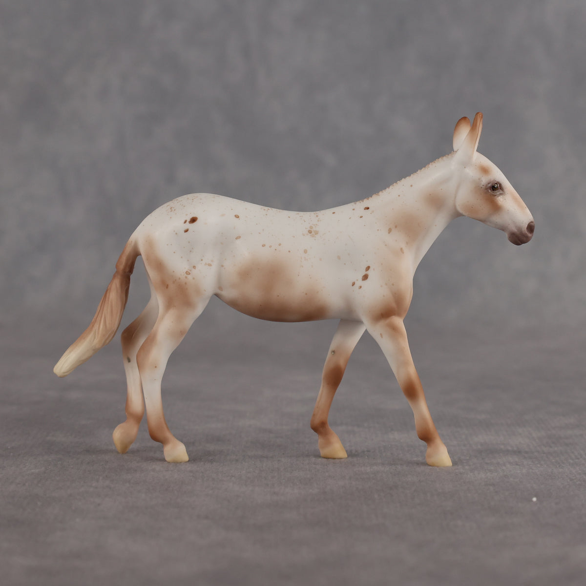 Dull Reality LE-10 FCM Chip Mule by Ellen Robbins YP26