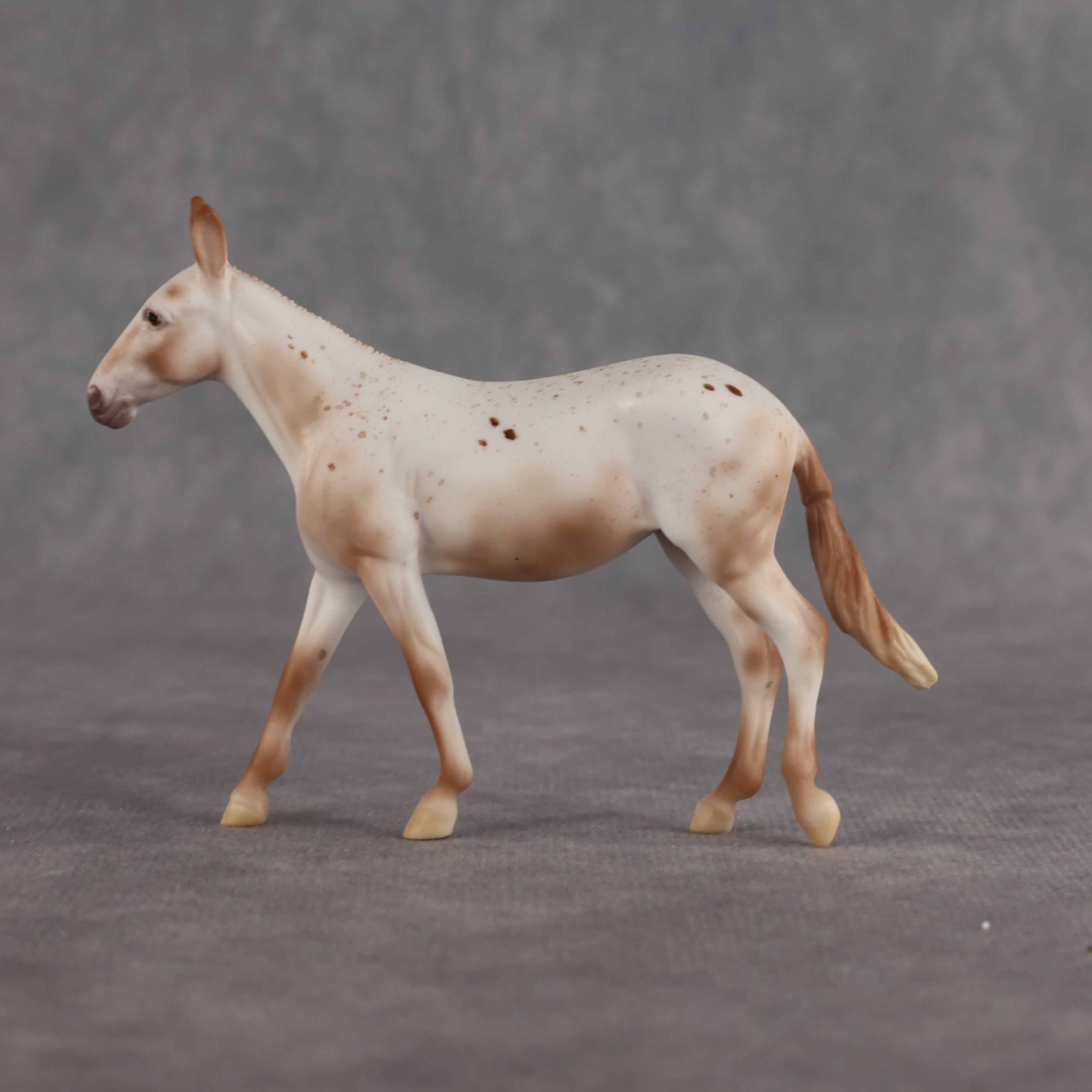 Dull Reality LE-10 FCM Chip Mule by Ellen Robbins YP26