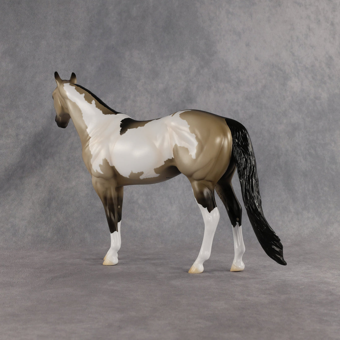 Dune OOAK Ideal Stock Horse by Madi Wiseman EQ26