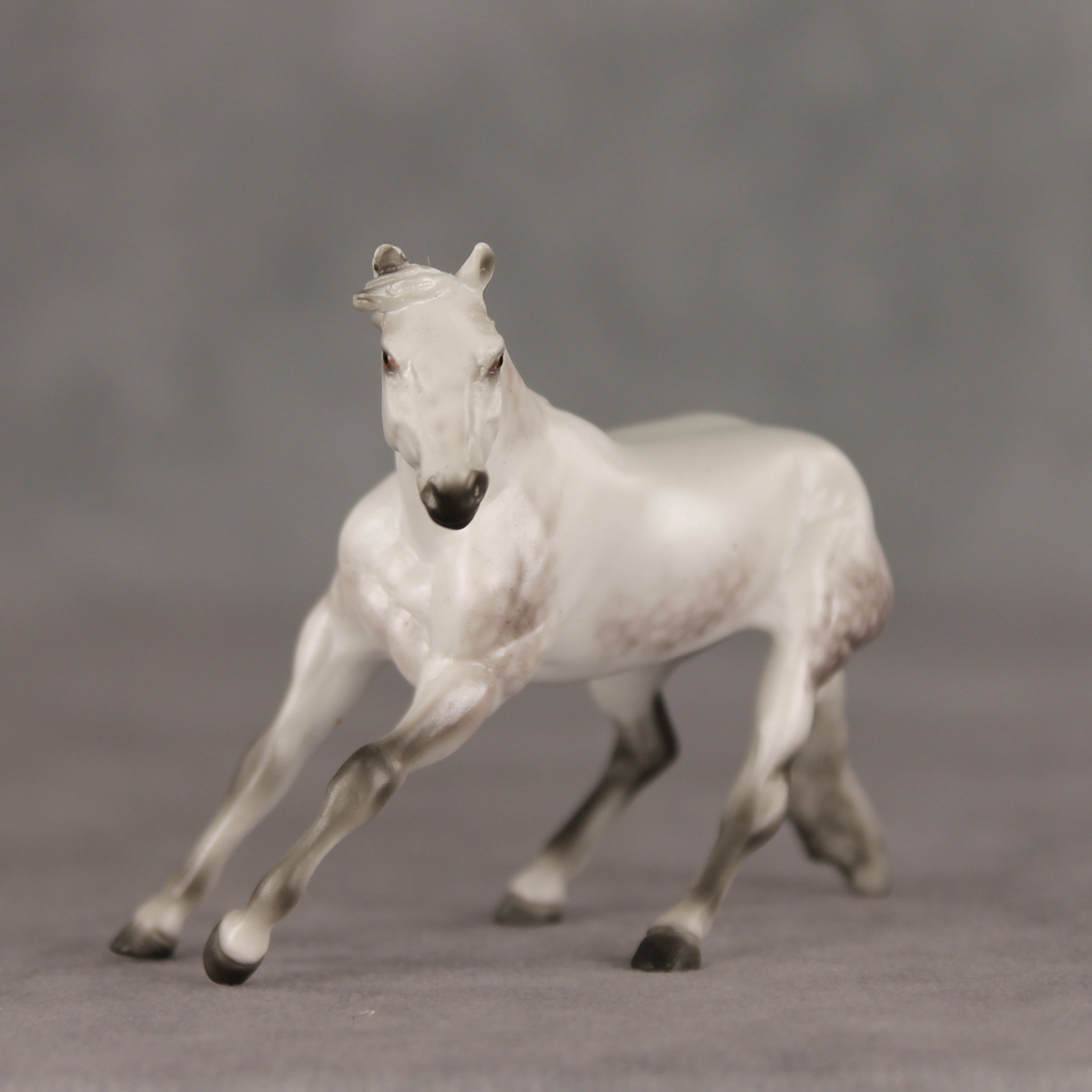 Dust Bunnies OOAK Chip Cutting Horse by Ellen Robbins VV26