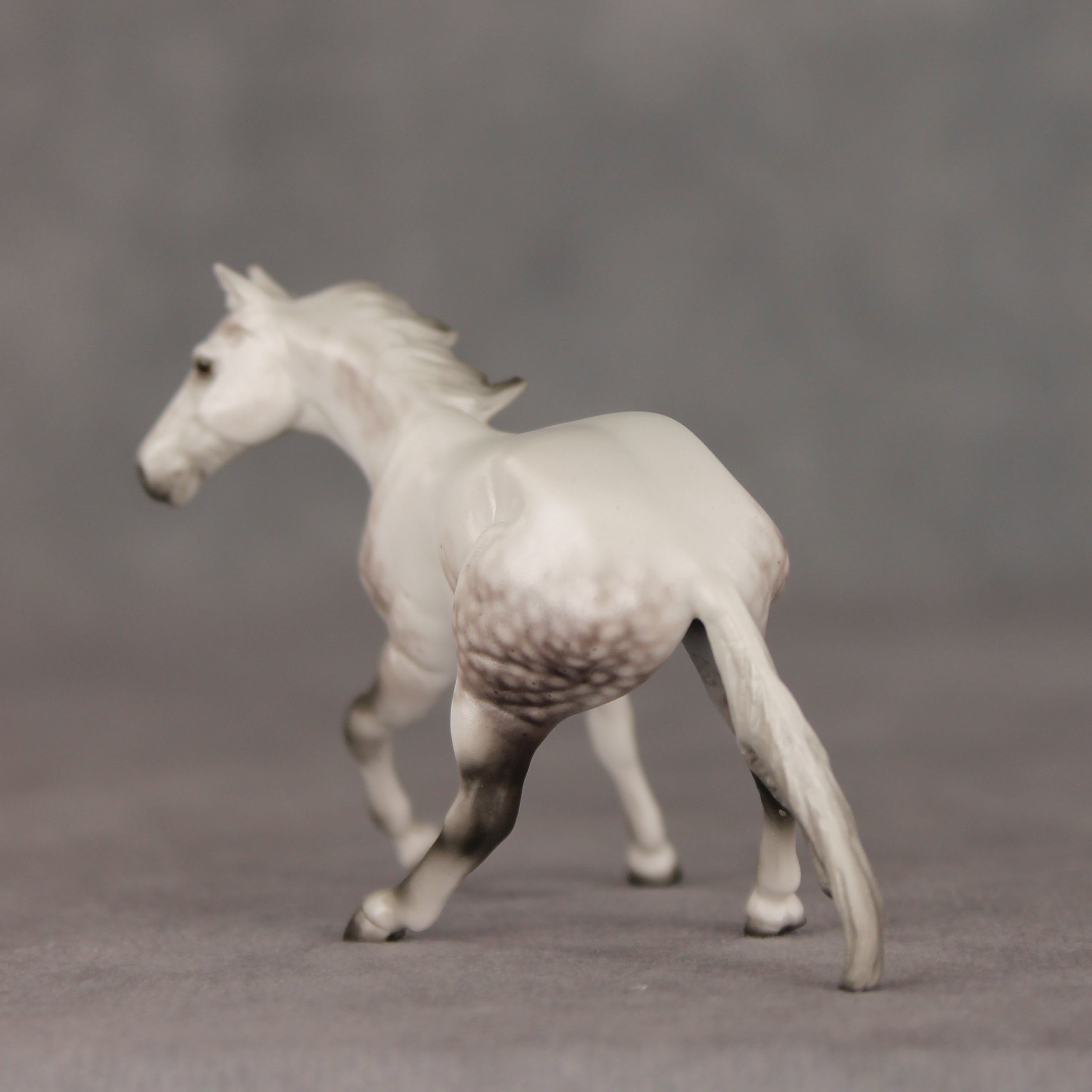 Dust Bunnies OOAK Chip Cutting Horse by Ellen Robbins VV26