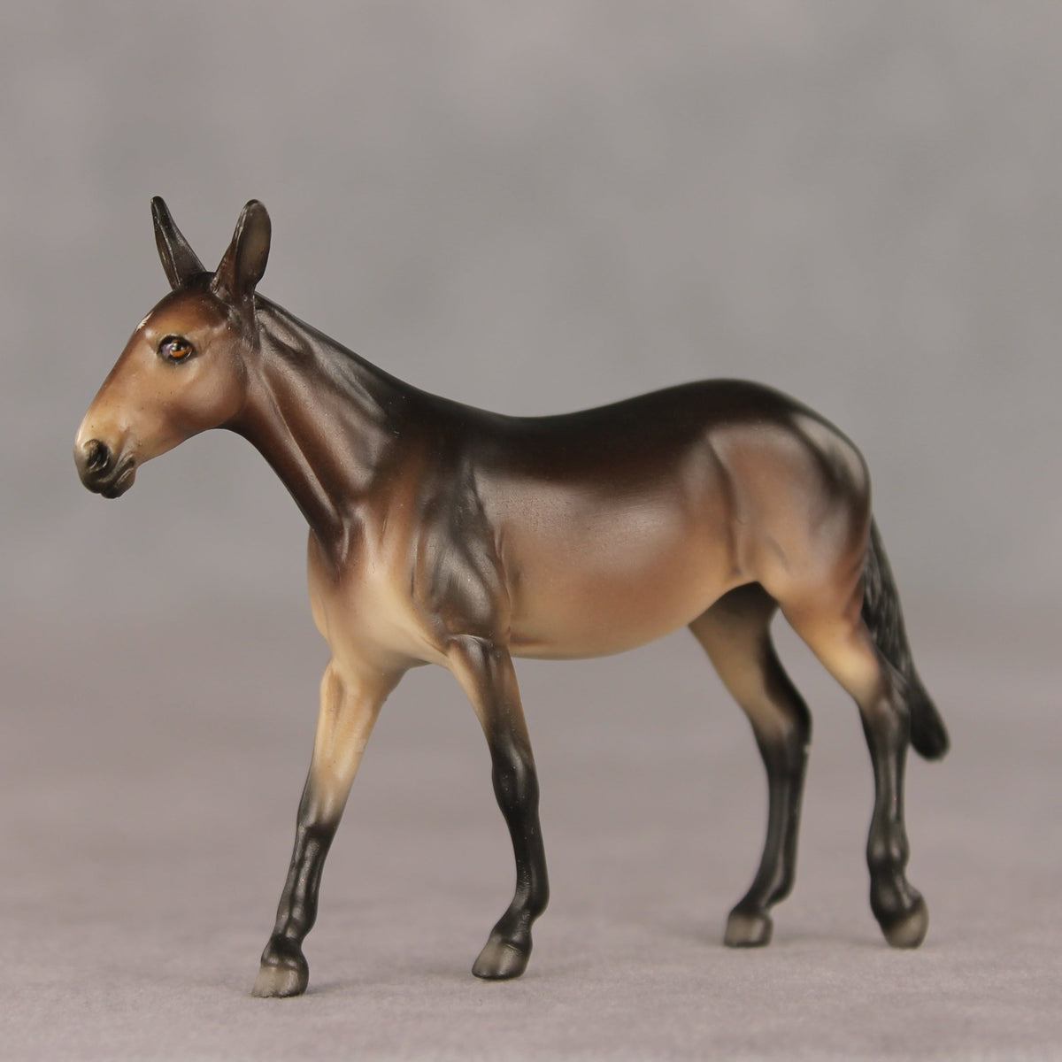 Dutch Process OOAK Chip Mule by Ellen Robbins VV26