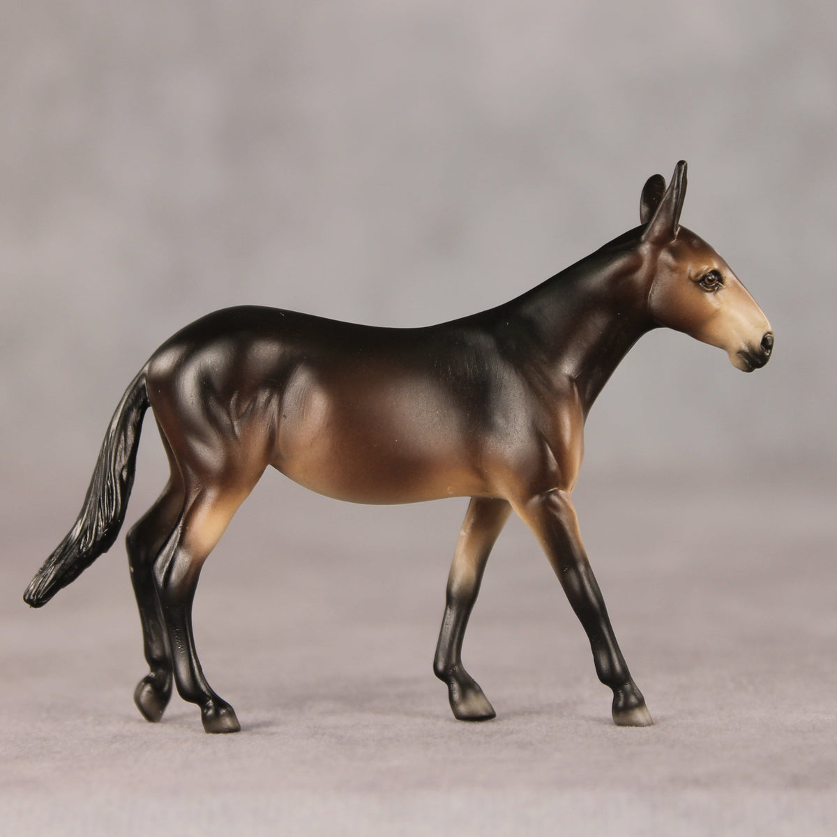 Dutch Process OOAK Chip Mule by Ellen Robbins VV26