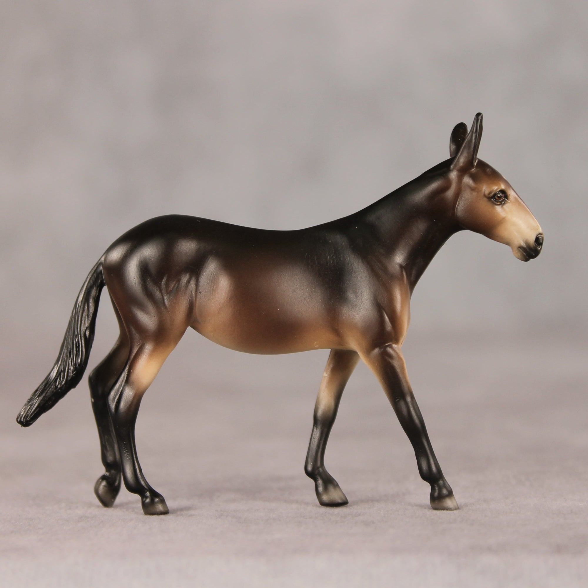 Dutch Process OOAK Chip Mule by Ellen Robbins VV26