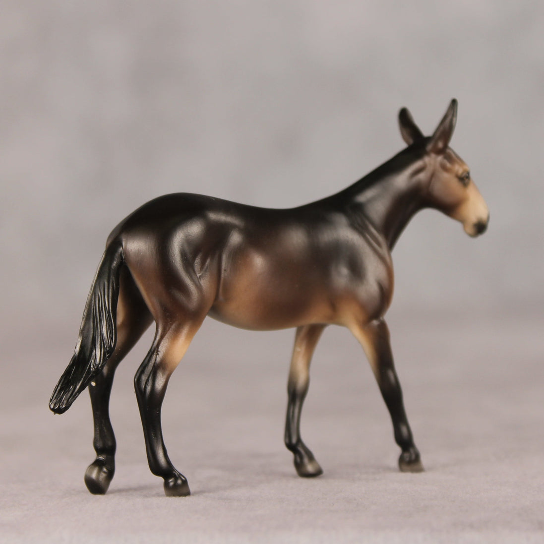 Dutch Process OOAK Chip Mule by Ellen Robbins VV26