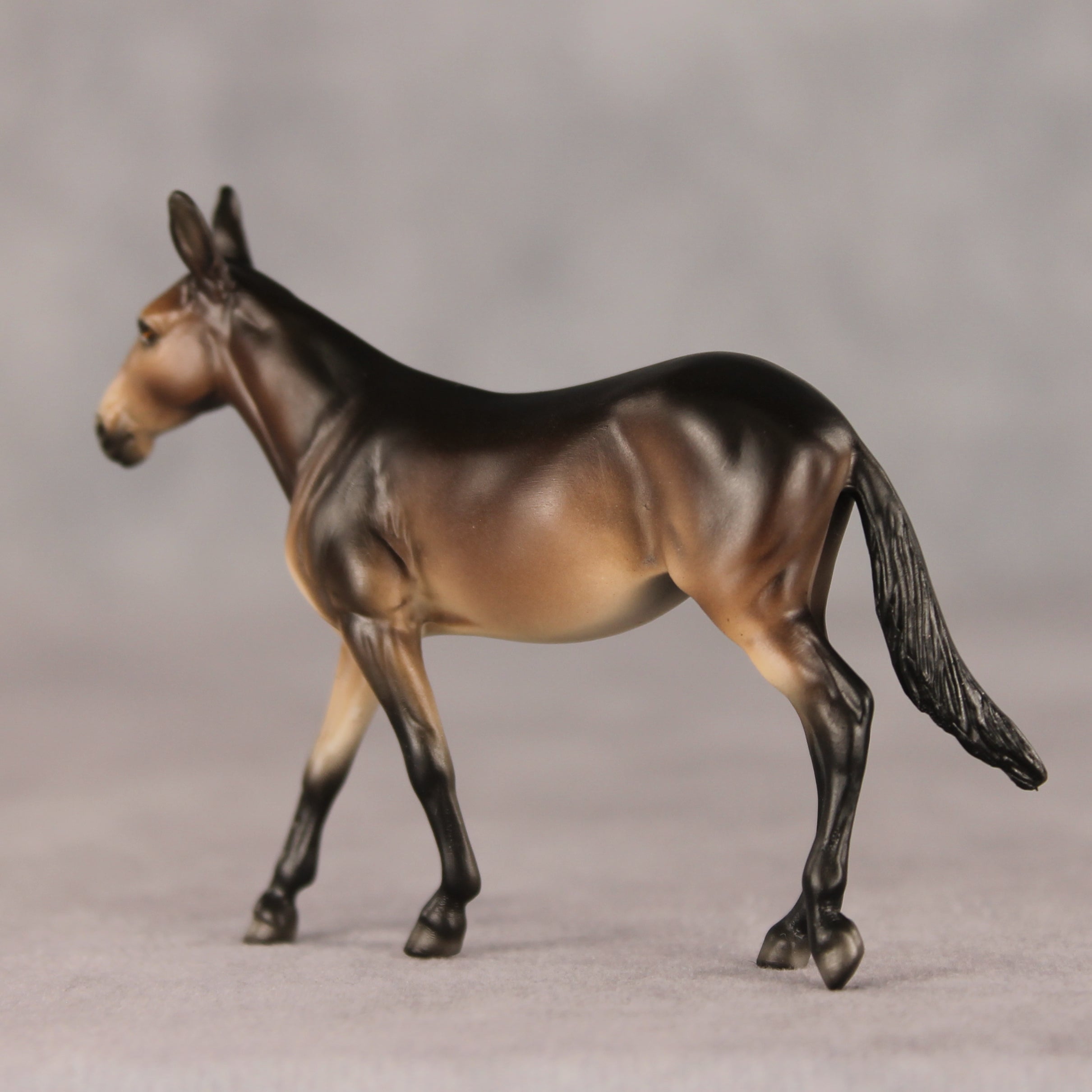 Dutch Process OOAK Chip Mule by Ellen Robbins VV26