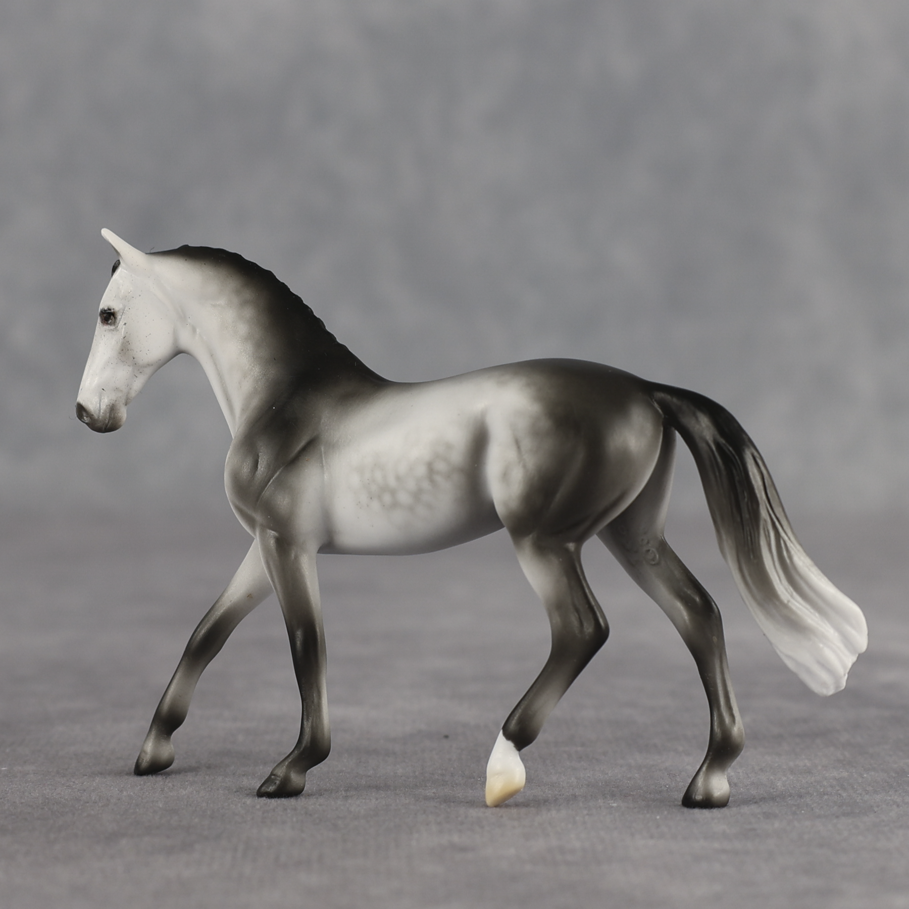 Stratosphere LE-4 Chip Warmblood by Ellen Robbins SCD26