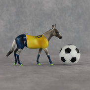 Ecuador OOAK Chip Mule by Enrique Duarte SCD26