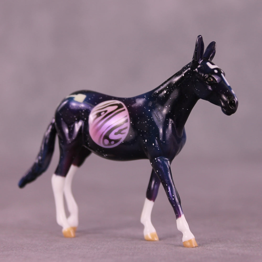 Extraterrestrial Traveler OOAK Chip Mule by Enrique Duarte