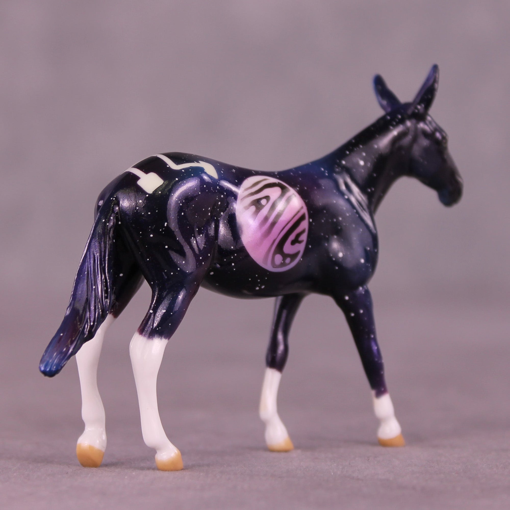 Extraterrestrial Traveler OOAK Chip Mule by Enrique Duarte