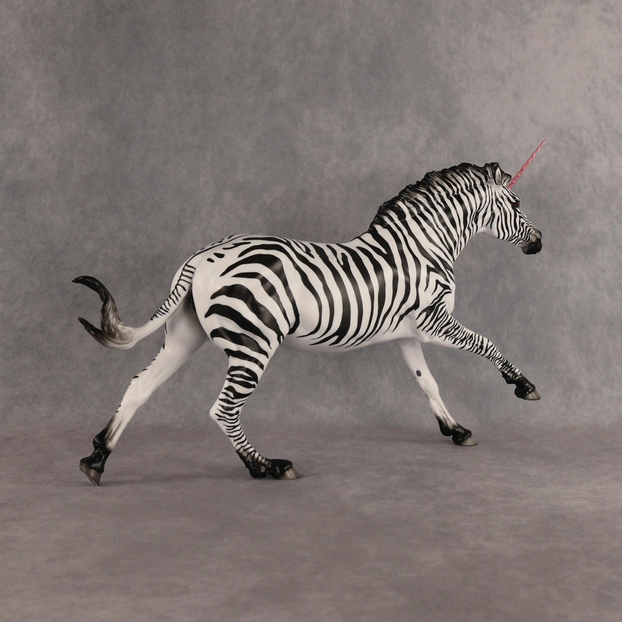 Flicker LE-5 EFCM Volo by Jess Hamill &amp; Carissa Mathews EQ26