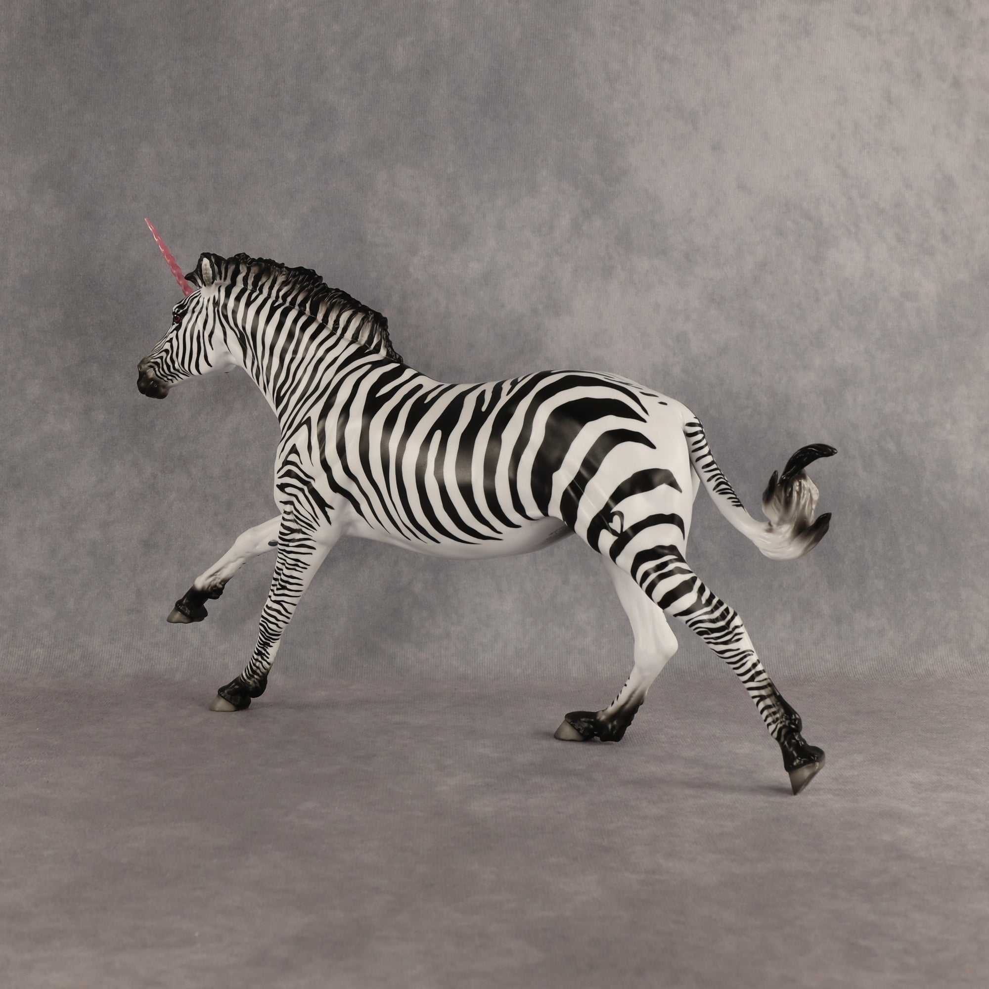 Flicker LE-5 EFCM Volo by Jess Hamill &amp; Carissa Mathews EQ26