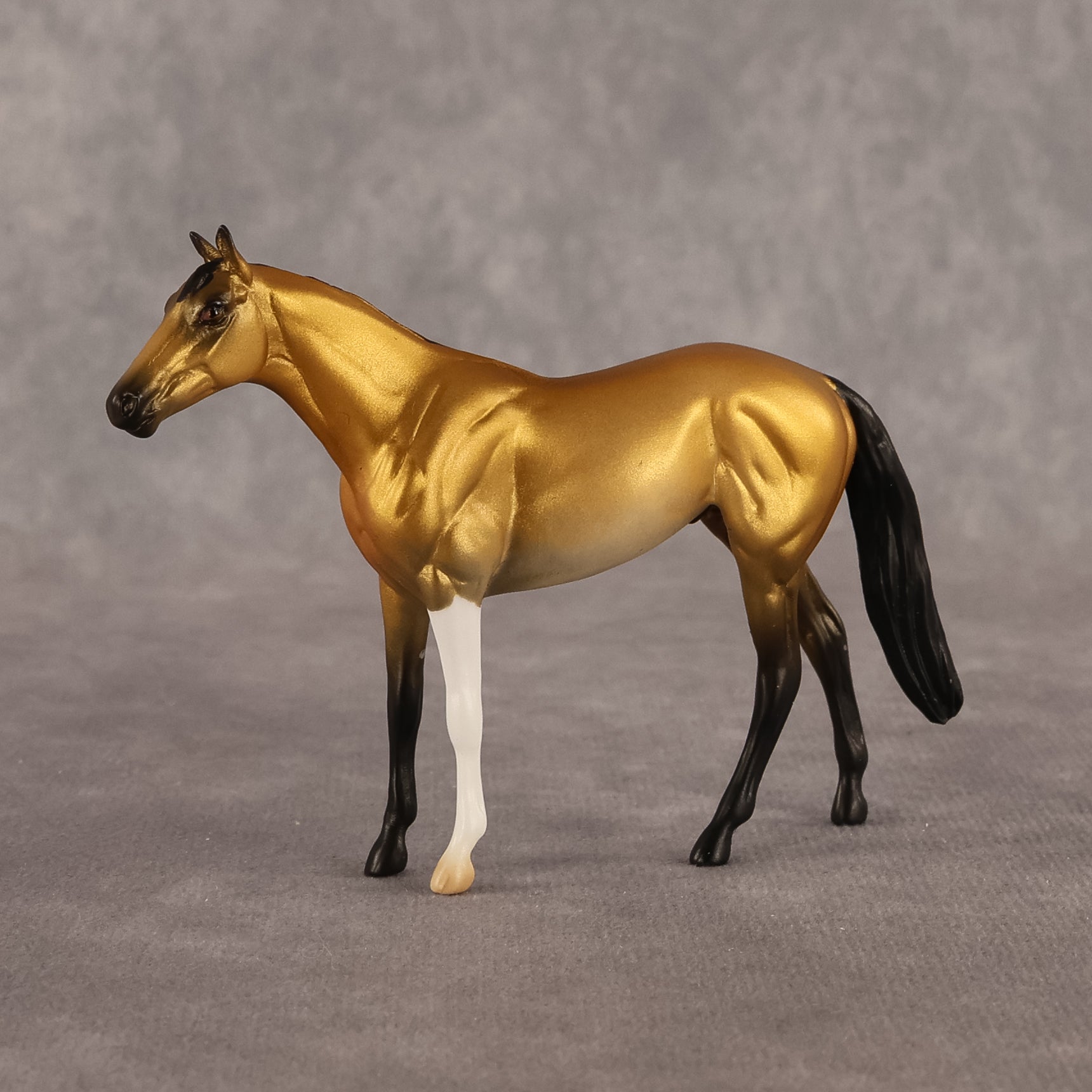 Francis LE-5 Chip Thoroughbred by Alex Fortman August $99 Chips
