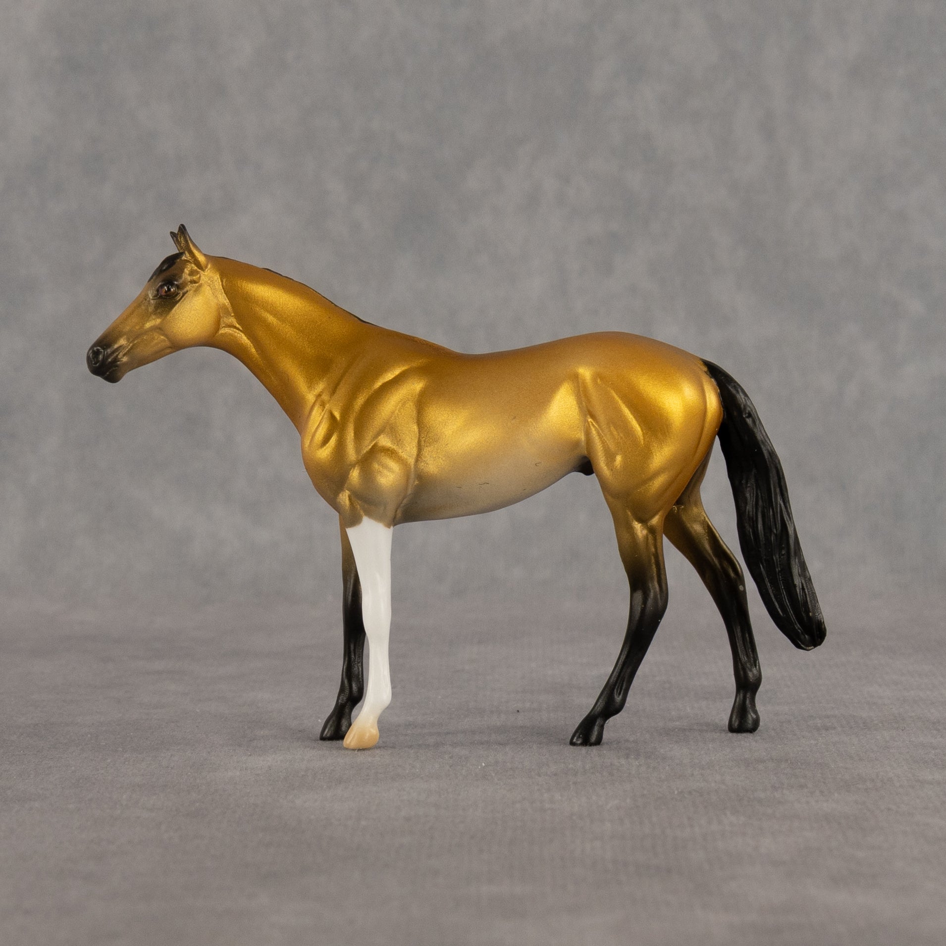 Francis LE-5 Chip Thoroughbred by Alex Fortman August $99 Chips
