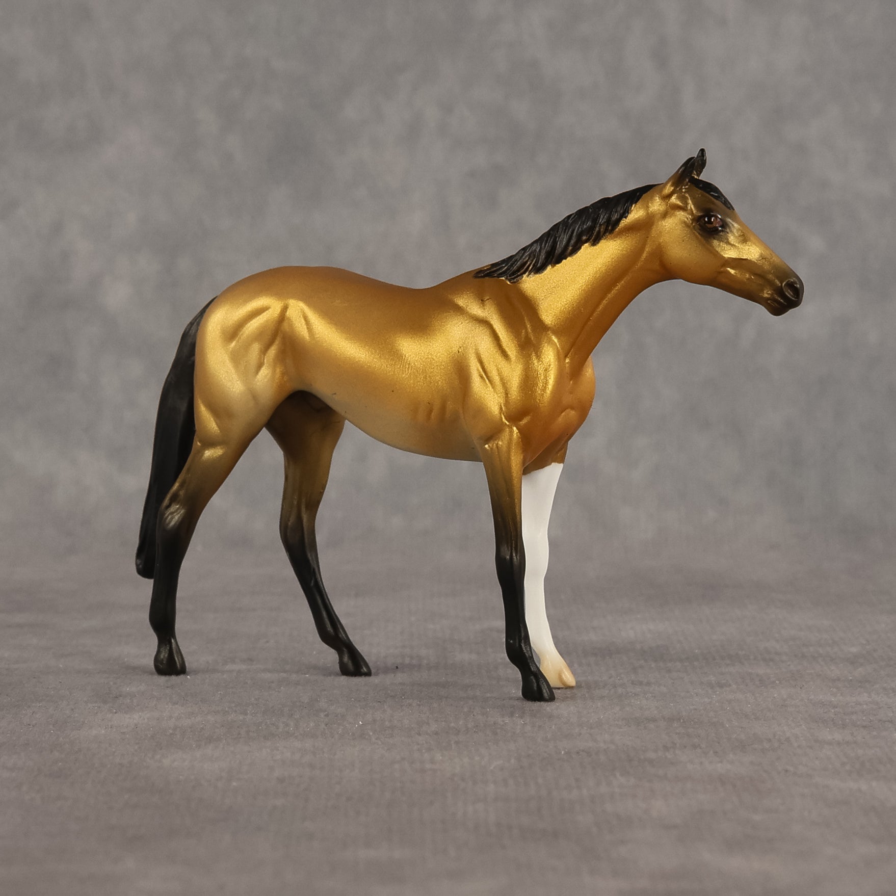 Francis LE-5 Chip Thoroughbred by Alex Fortman August $99 Chips